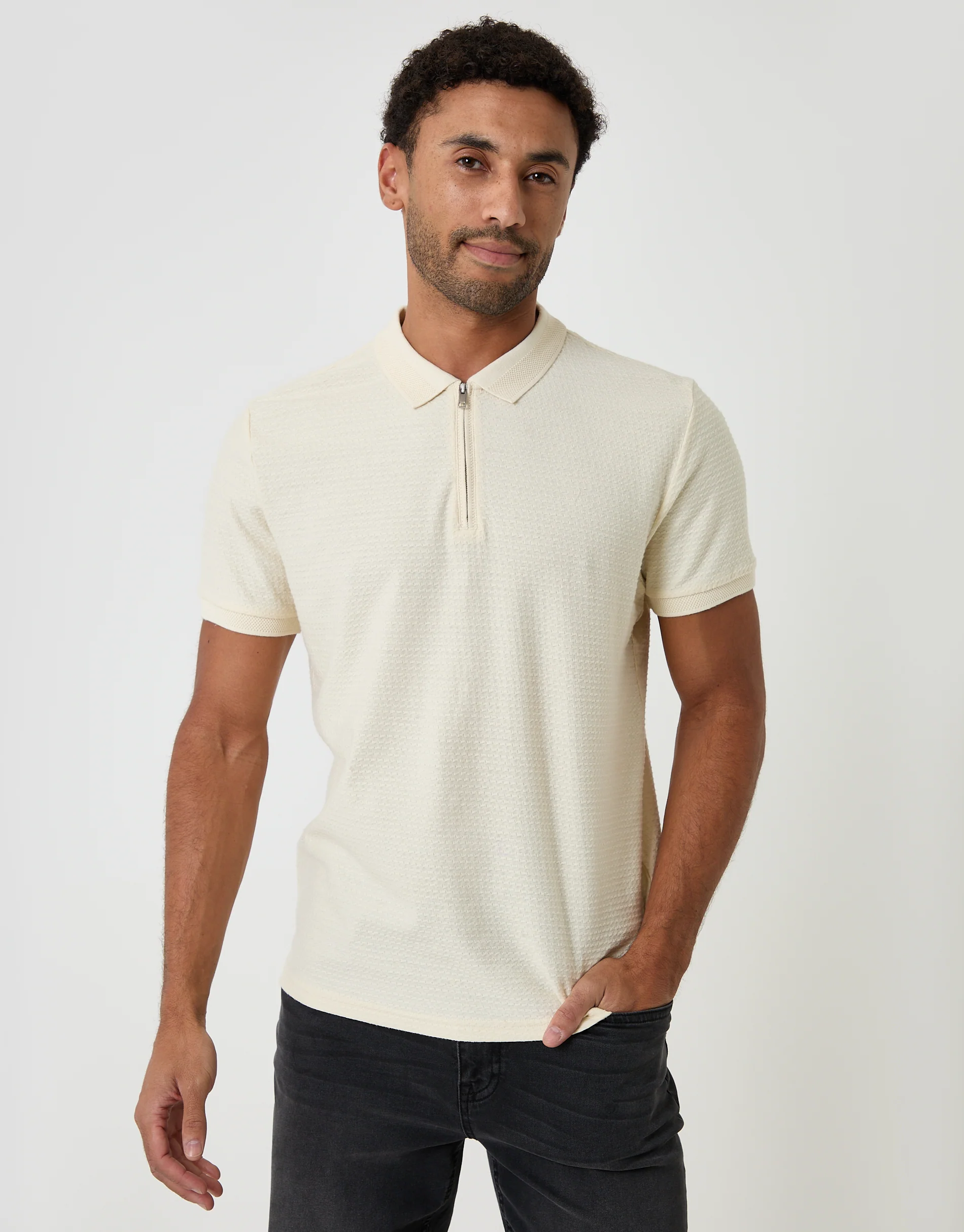 Textured Quarter Zip Polo Shirt in Ecru