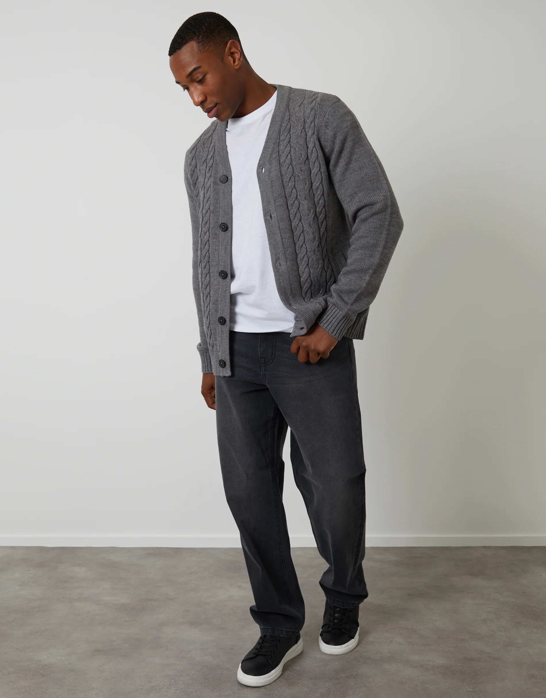 Cable Knit Detail V-Neck Cardigan in Grey - Image 3