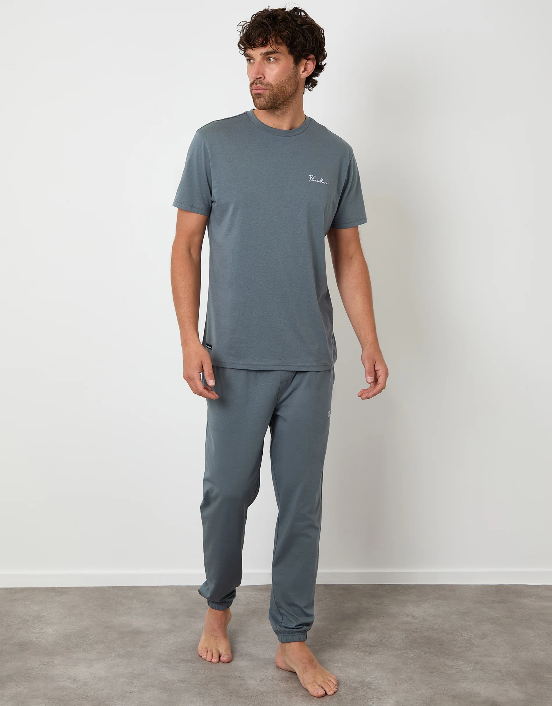 Script Logo Lounge Set in Grey