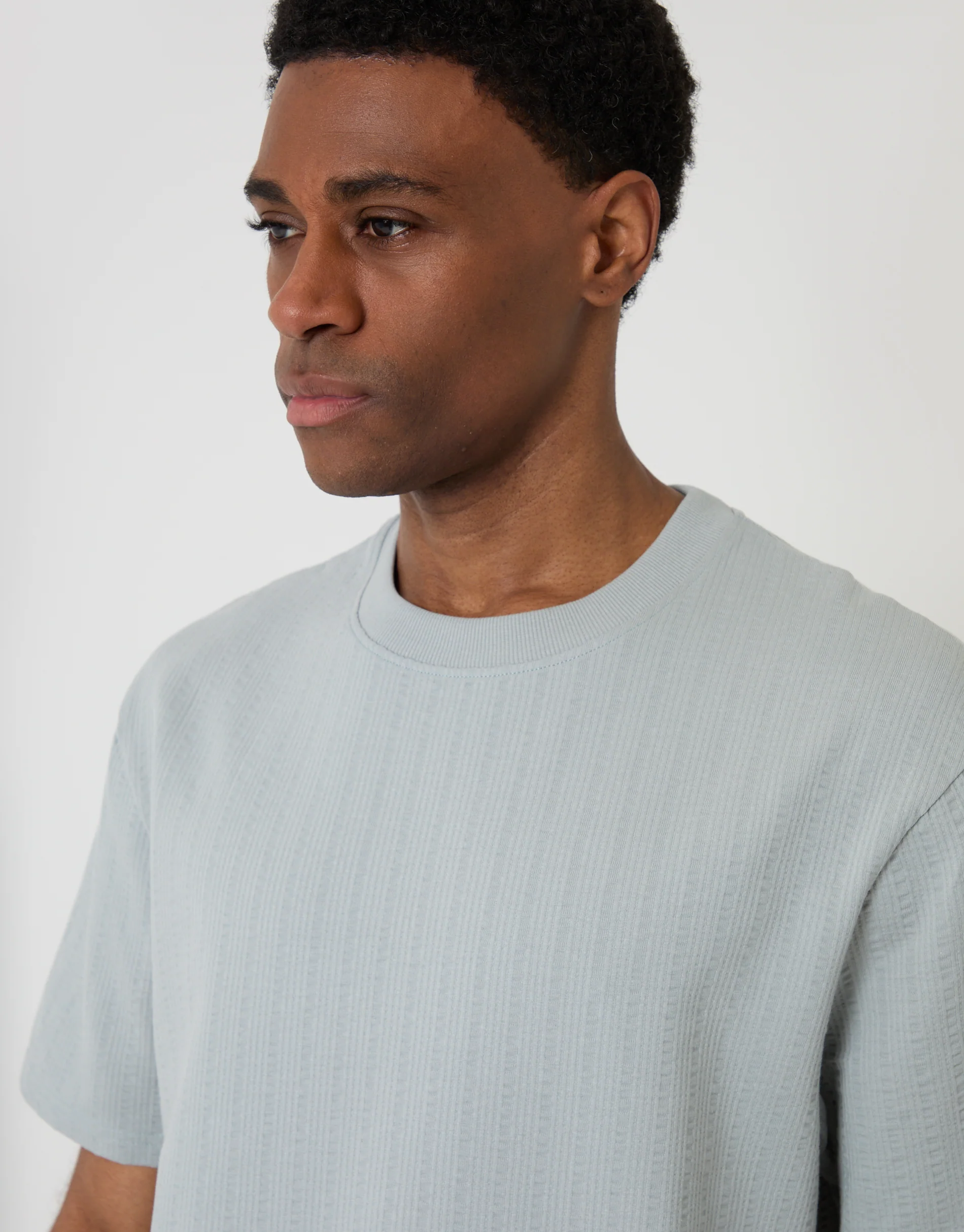 Relaxed Fit Textured Crew Neck T-Shirt in Grey - Image 4