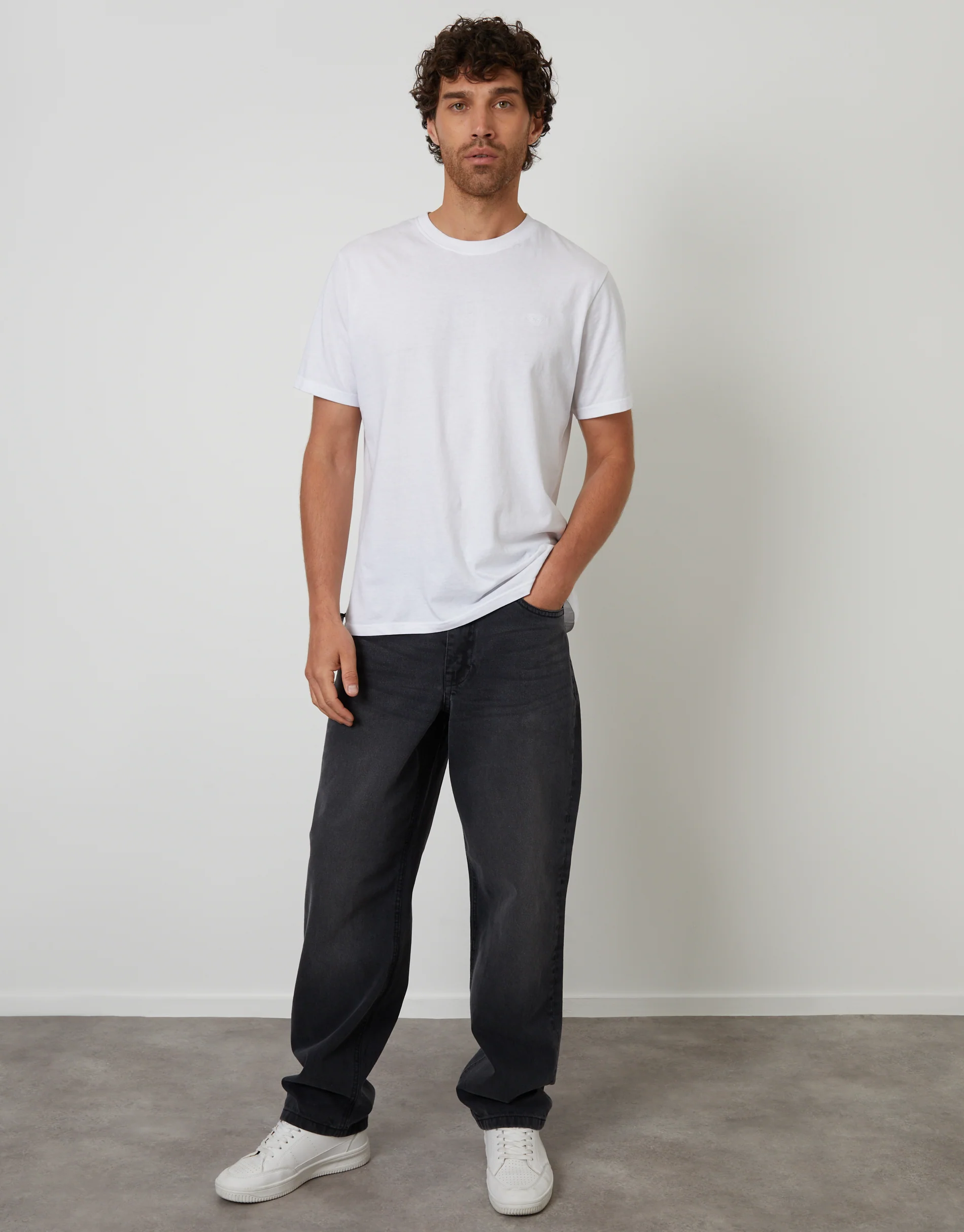 Loose Fit Jeans in Grey Wash