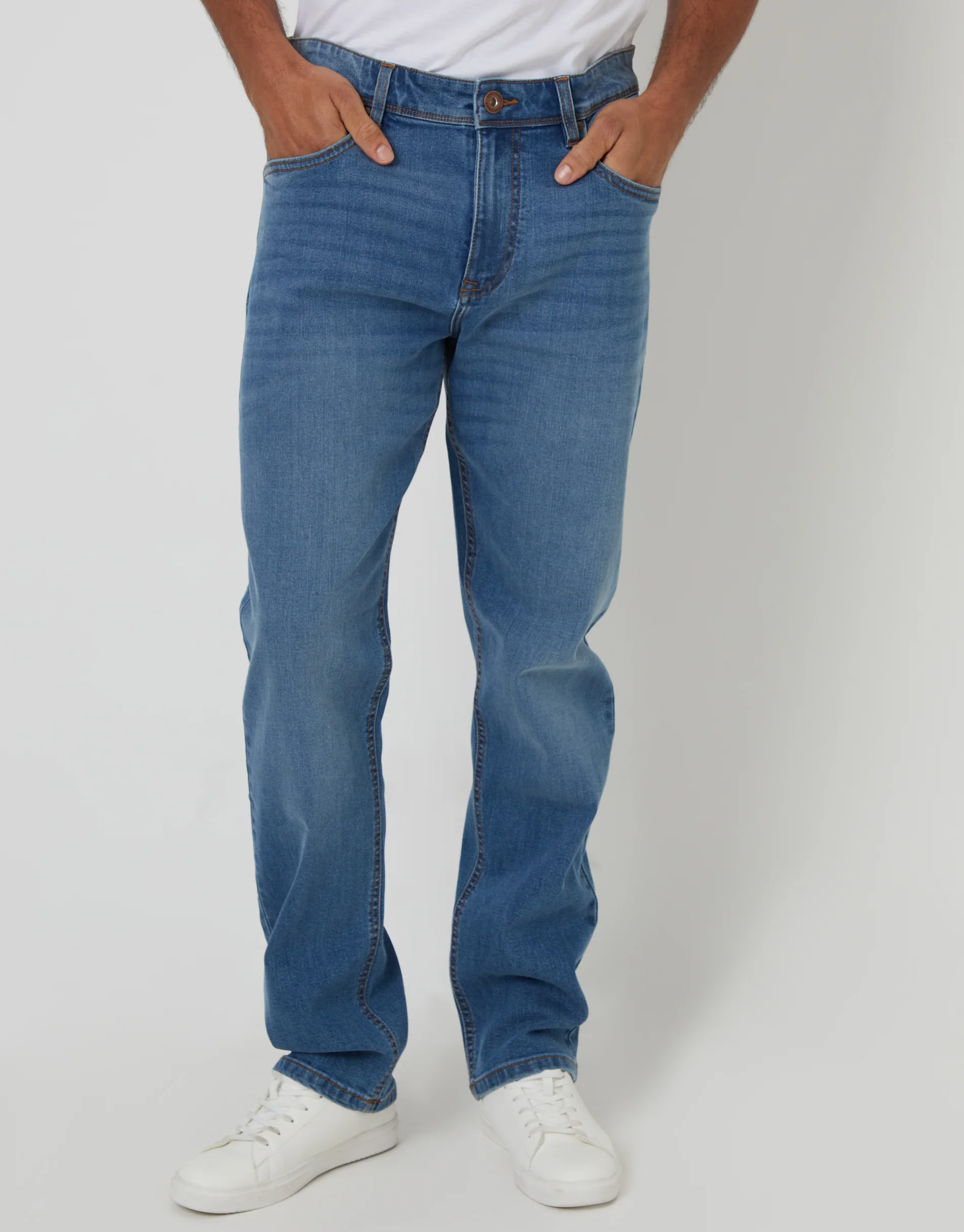 Straight Leg Jeans in Light Wash - Image 2