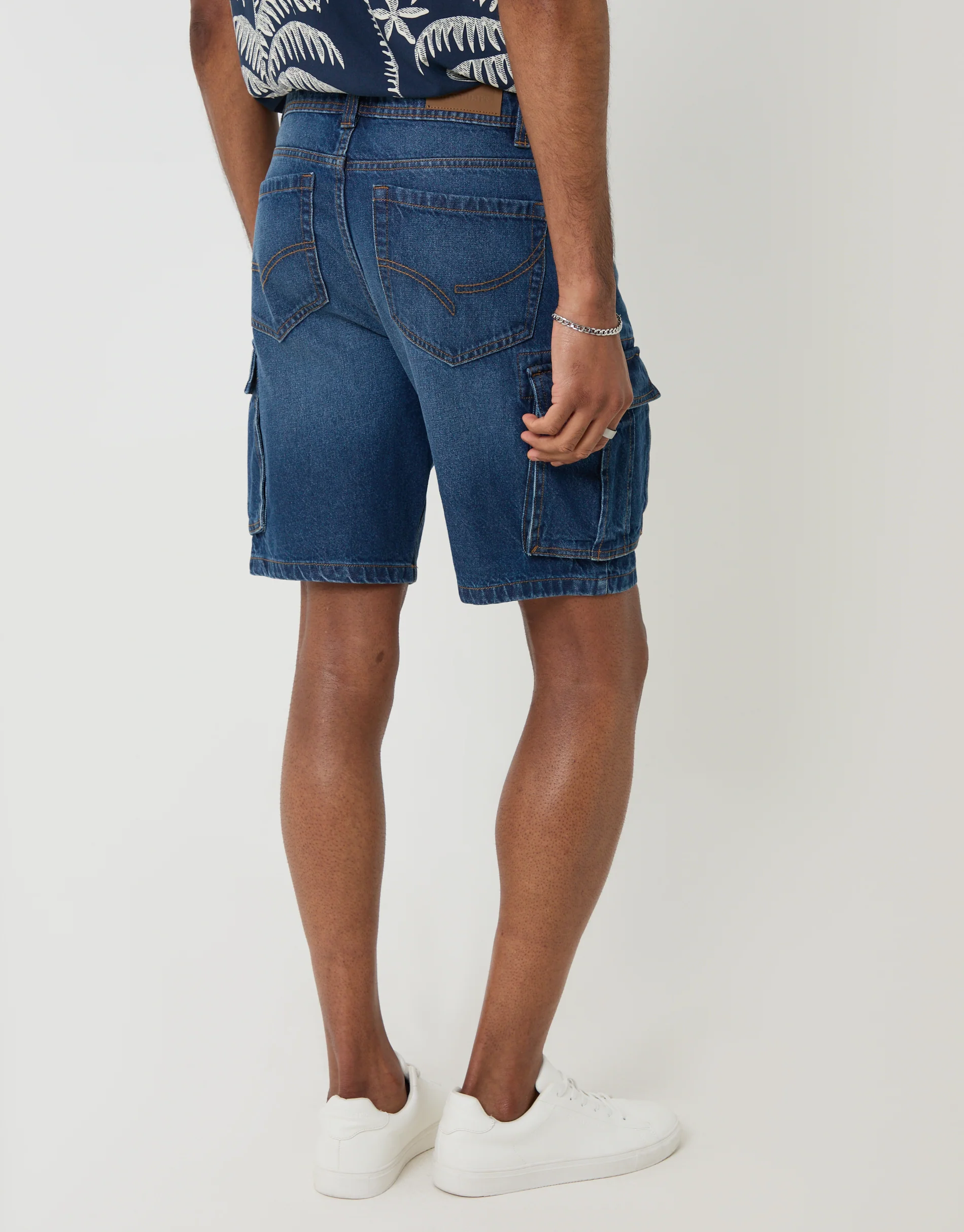 Regular Fit Denim Cargo Shorts in Mid Wash - Image 3
