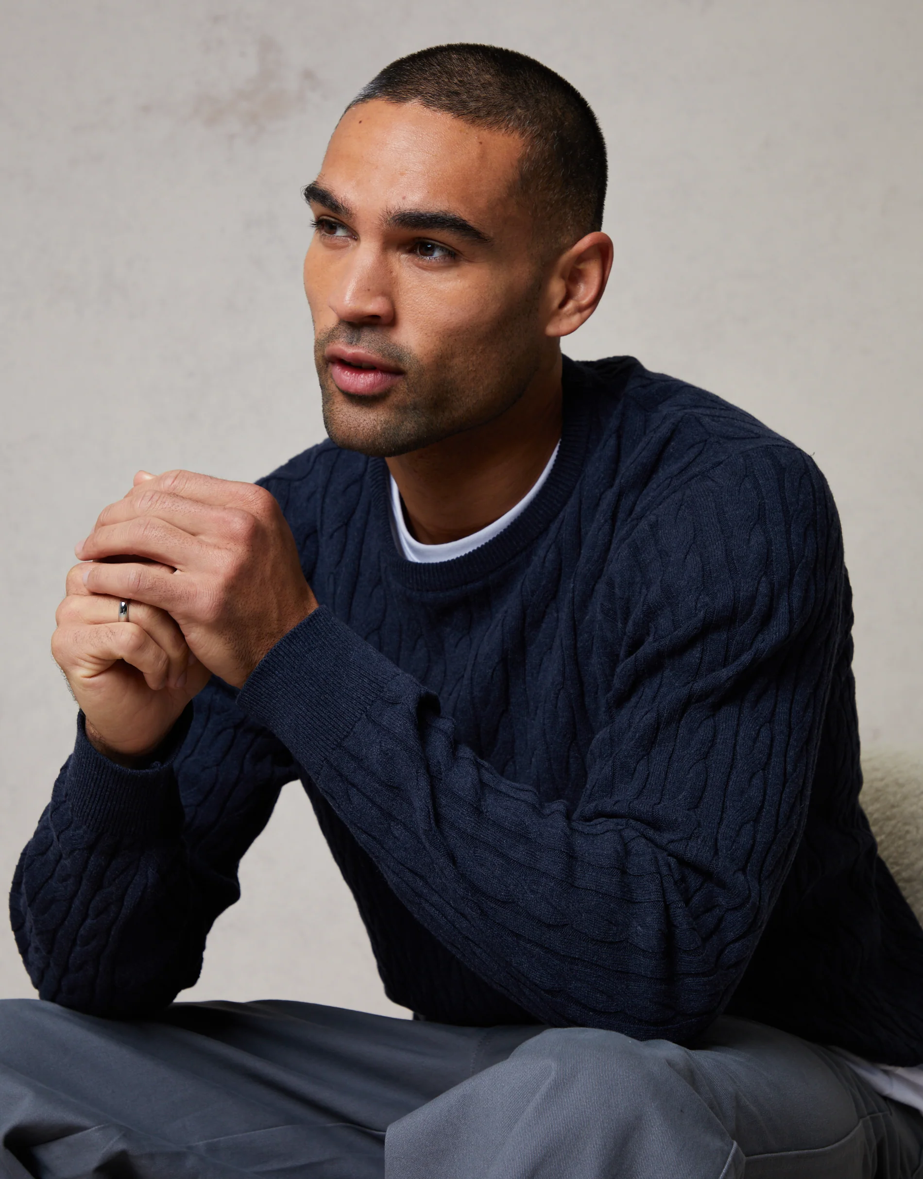 Cable Knit Rib Crew Neck Jumper in Navy - Image 5