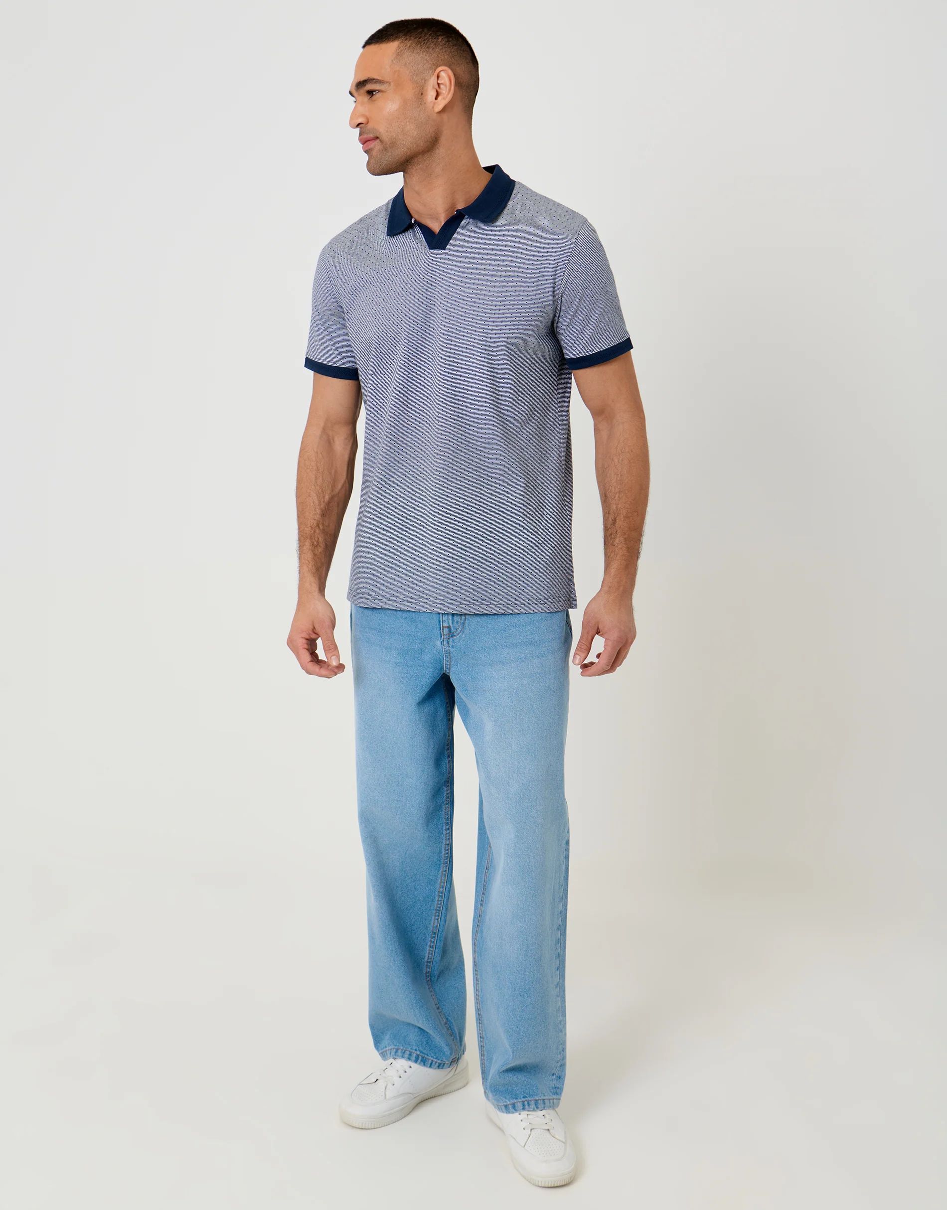 Jacquard Trophy Neck Polo Shirt in Navy - Image 3
