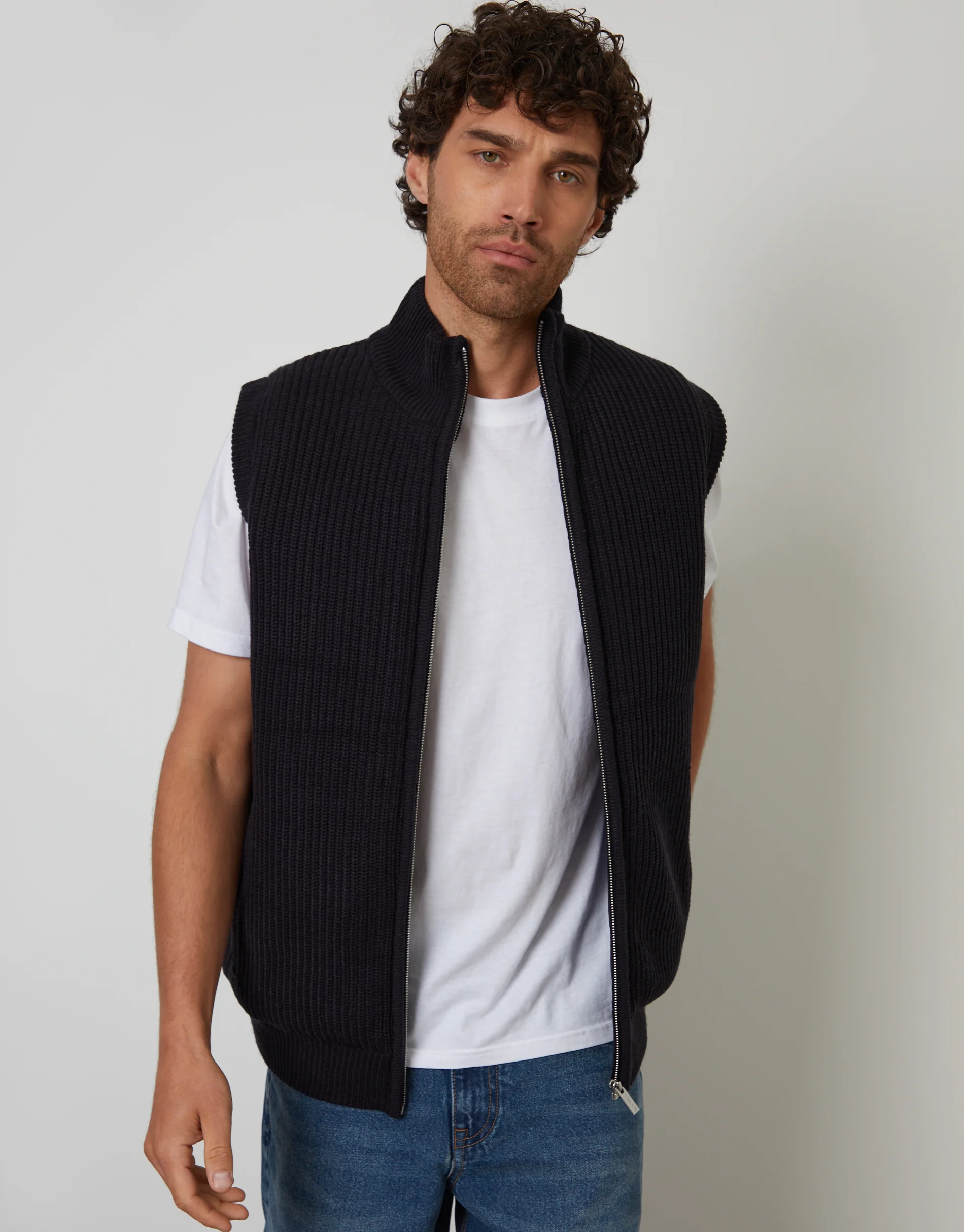 Knitted Quilted Gilet in Navy