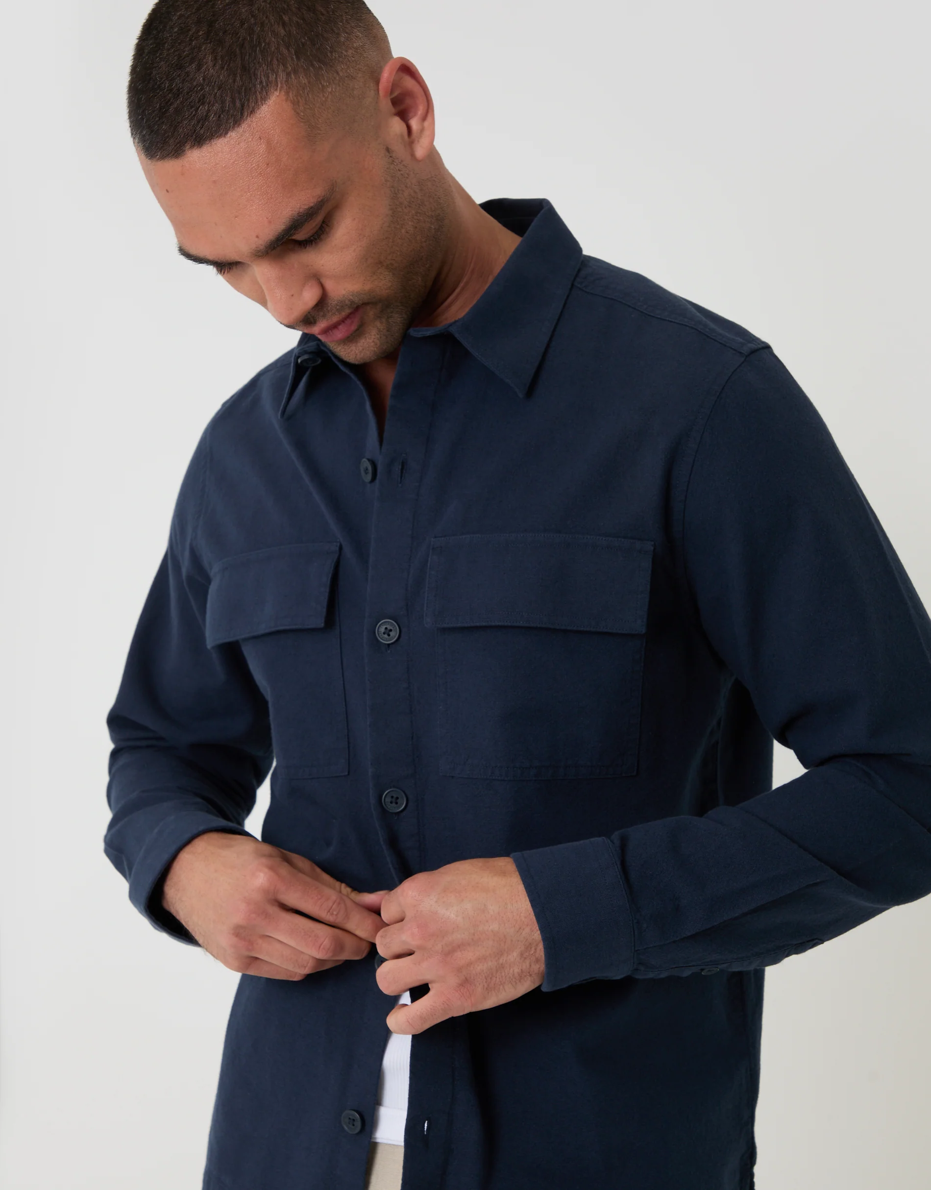 Linen Blend Lightweight Shacket in Navy - Image 4