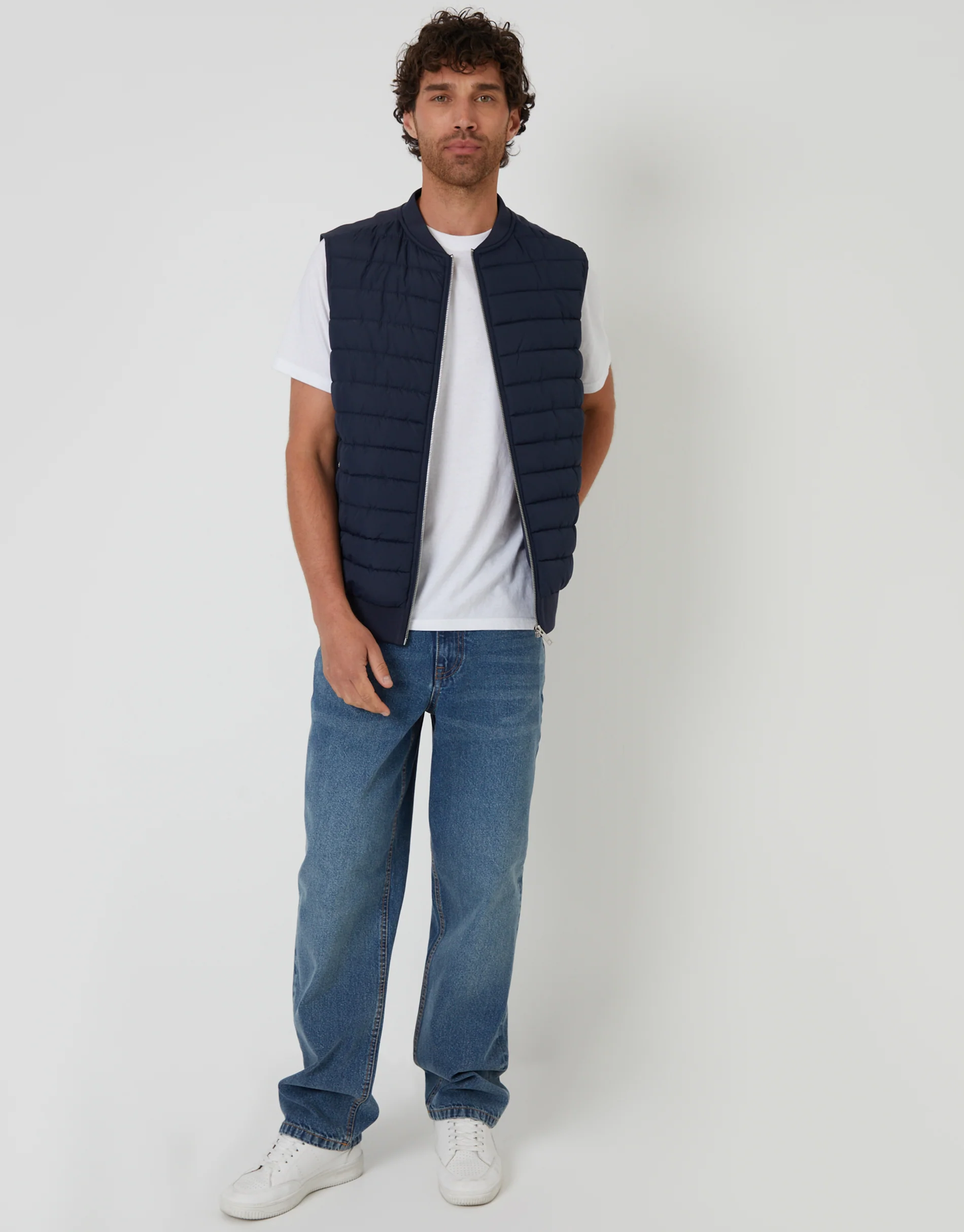 Quilted Hybrid Gilet in Navy - Image 3