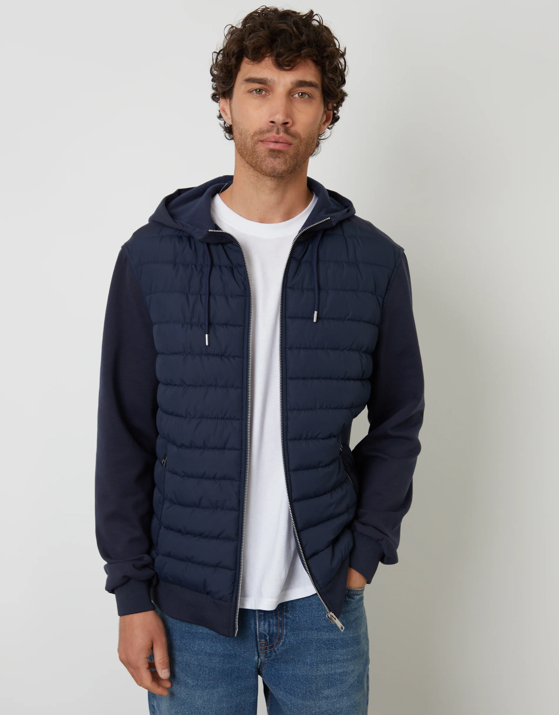 Quilted Hybrid Hooded Jacket in Navy