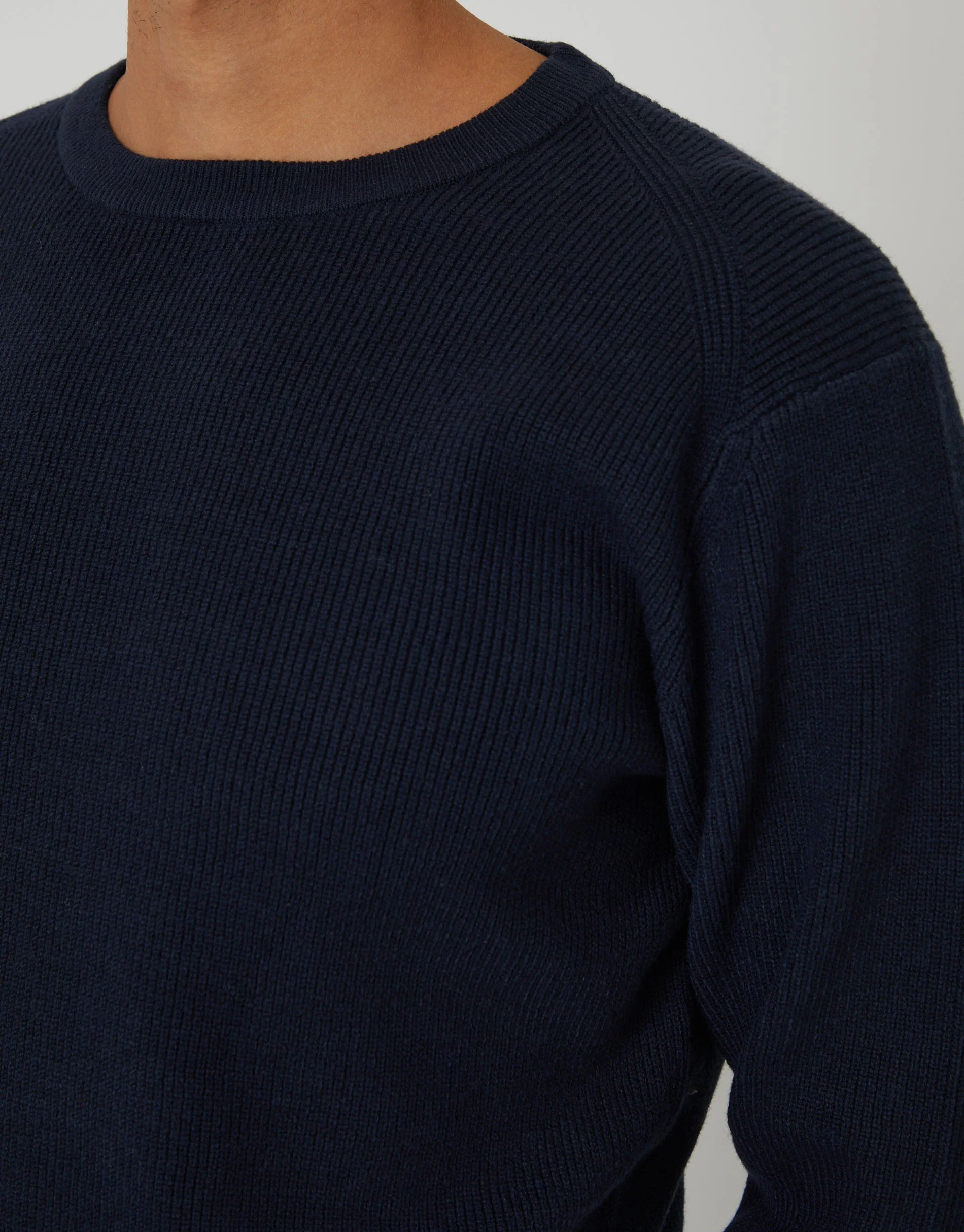 Rib Knit Crew Neck Jumper in Navy - Image 4