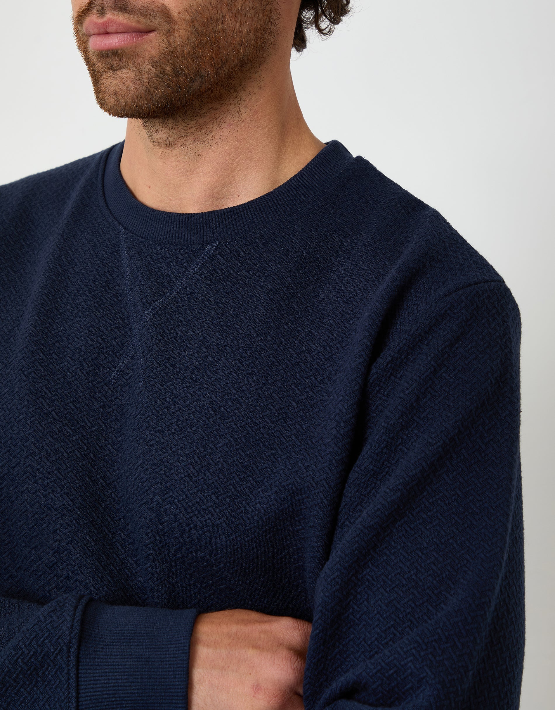 Textured Crew Neck Sweatshirt in Navy - Image 4