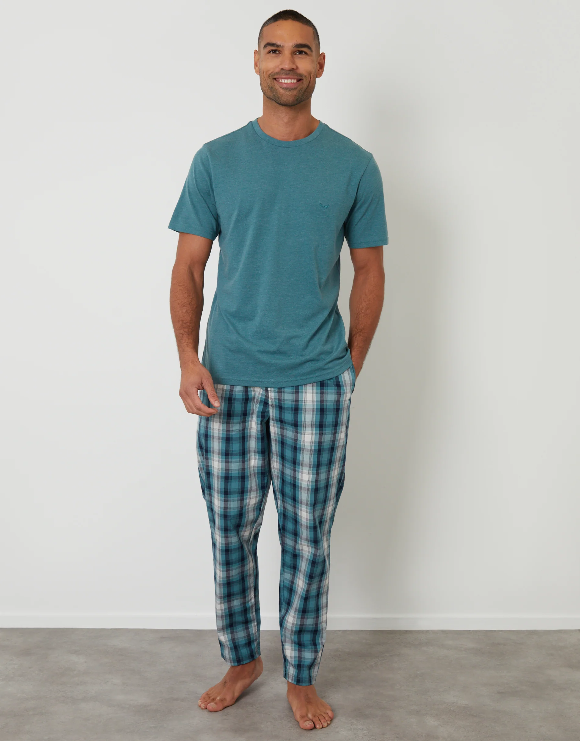 T-Shirt & Bottoms Pyjama Set in Teal Green Check