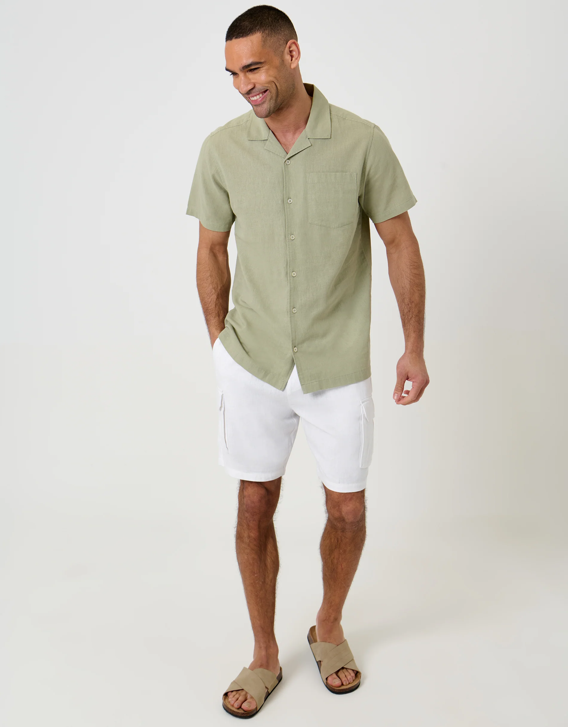 Linen Cotton Blend Short Sleeve Shirt in Sage Green - Image 3