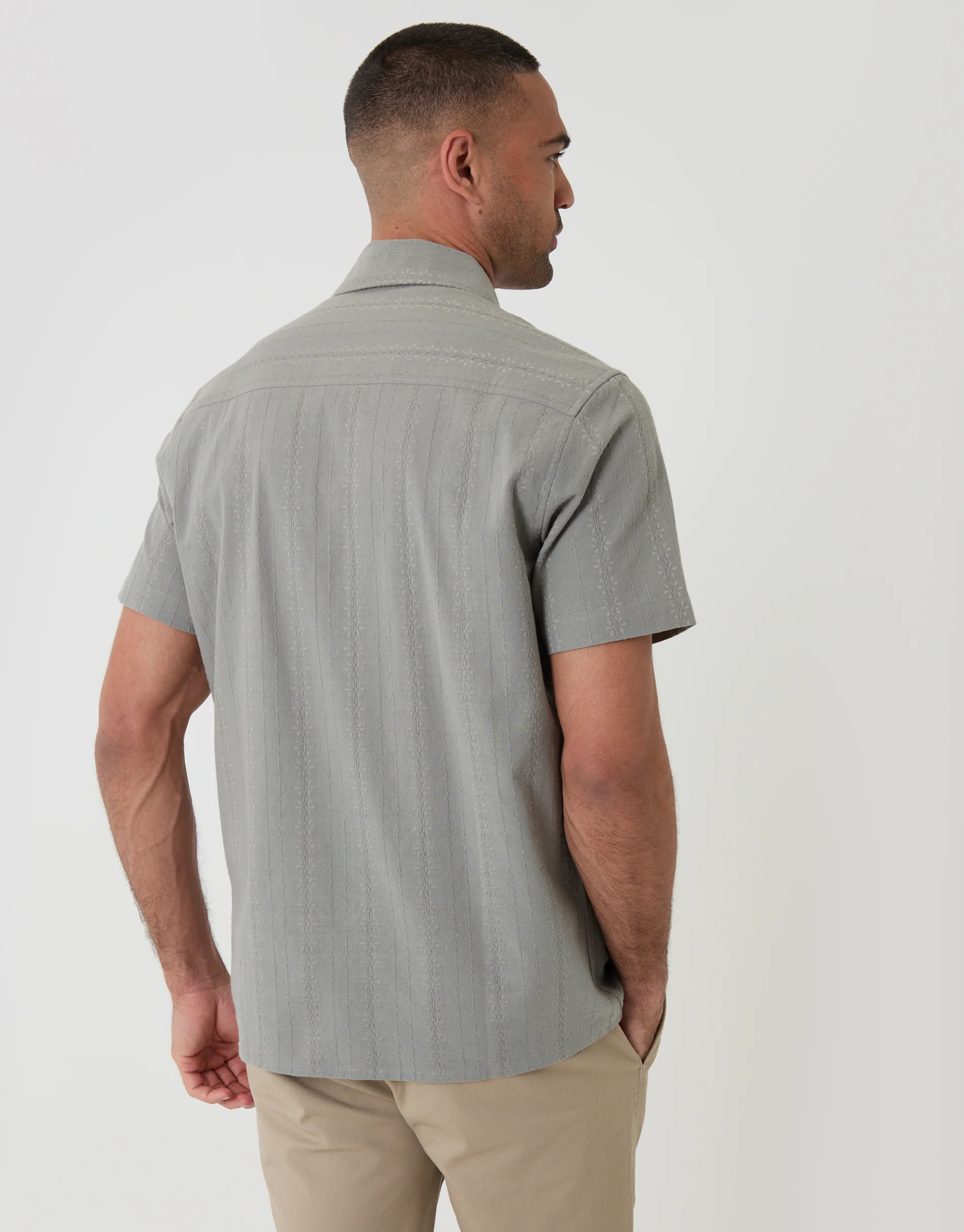 Textured Cotton Short Sleeve Shirt in Sage Green - Image 2