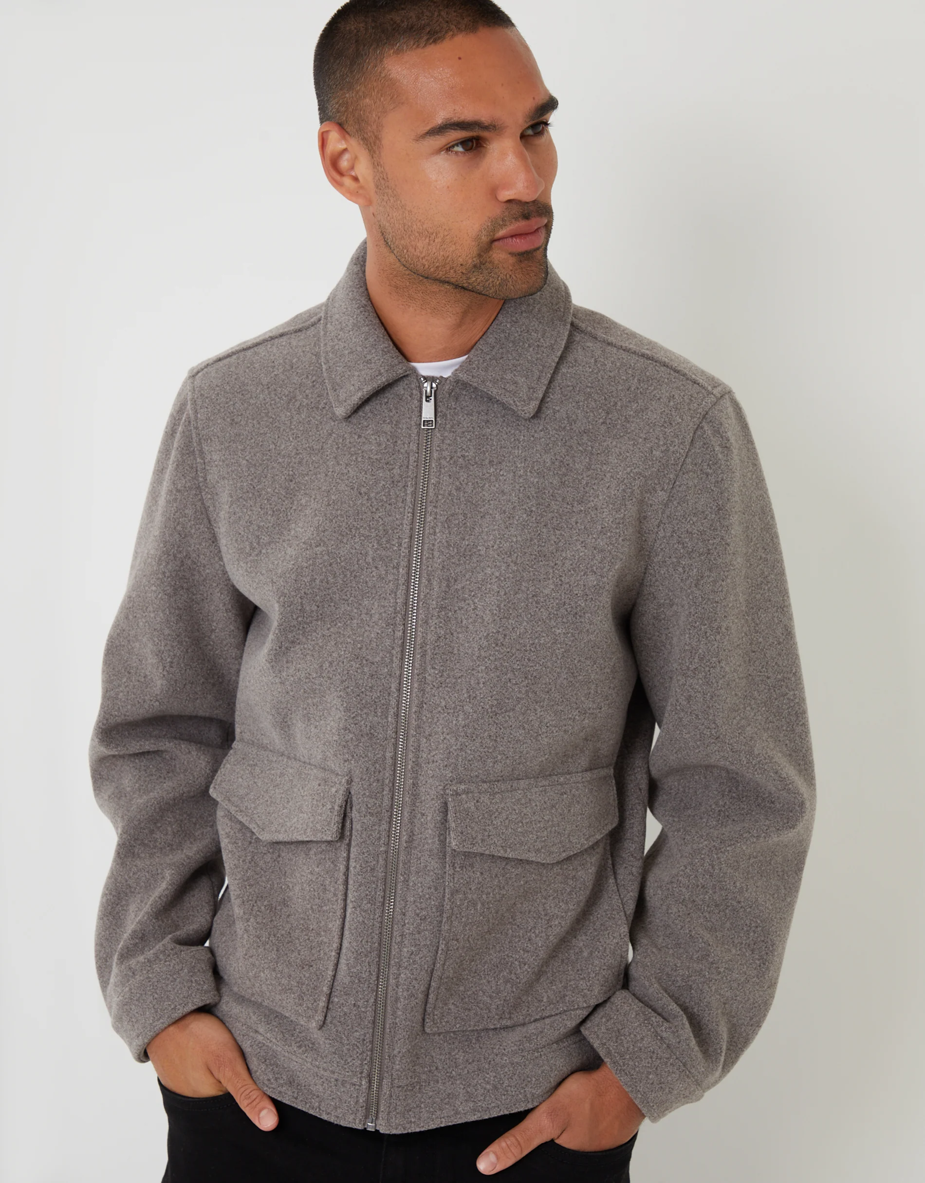 Faux Wool Collared Lightweight Utility Jacket in Taupe - Image 4