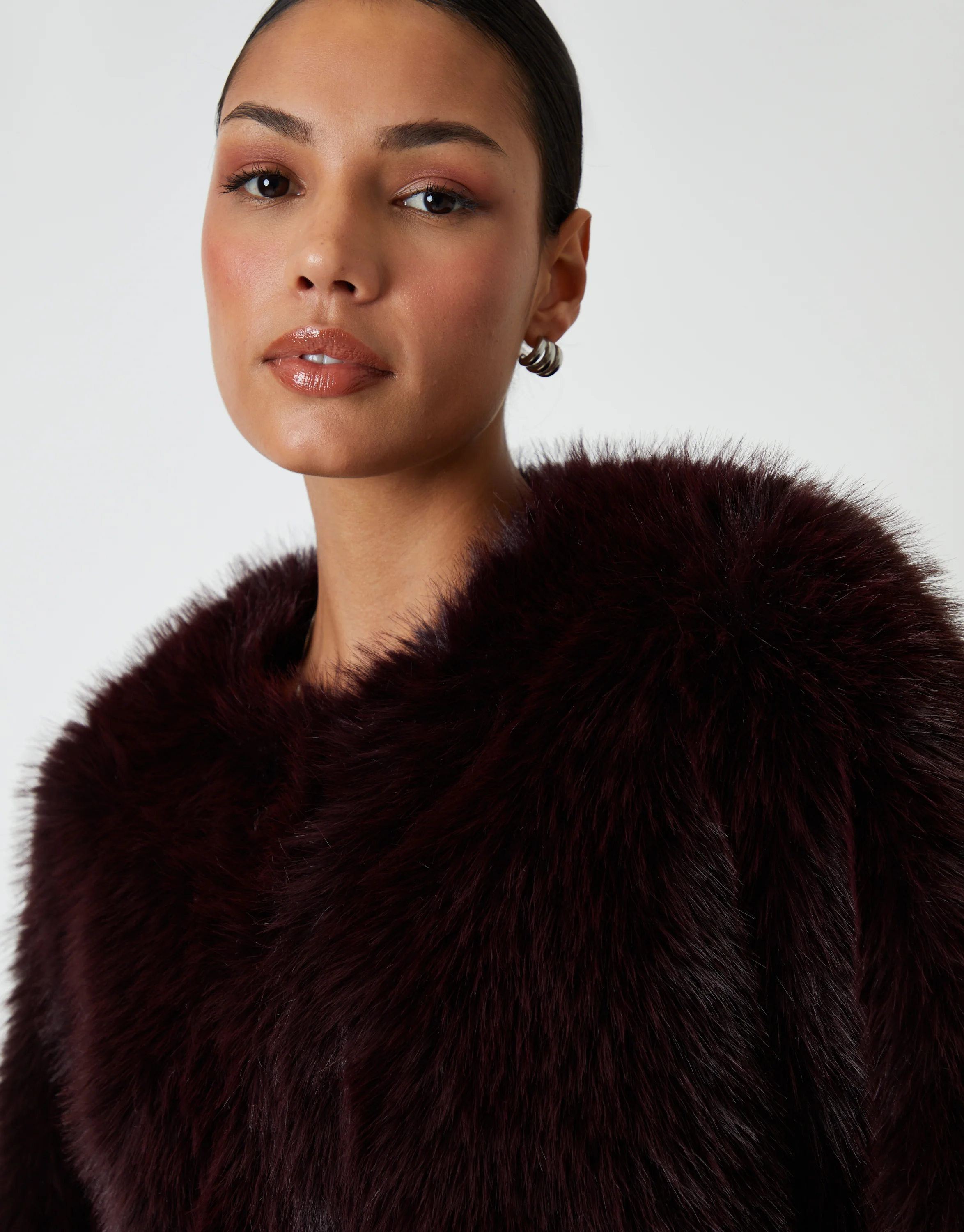 Collarless Faux Fur Coat in Berry Red - Image 2