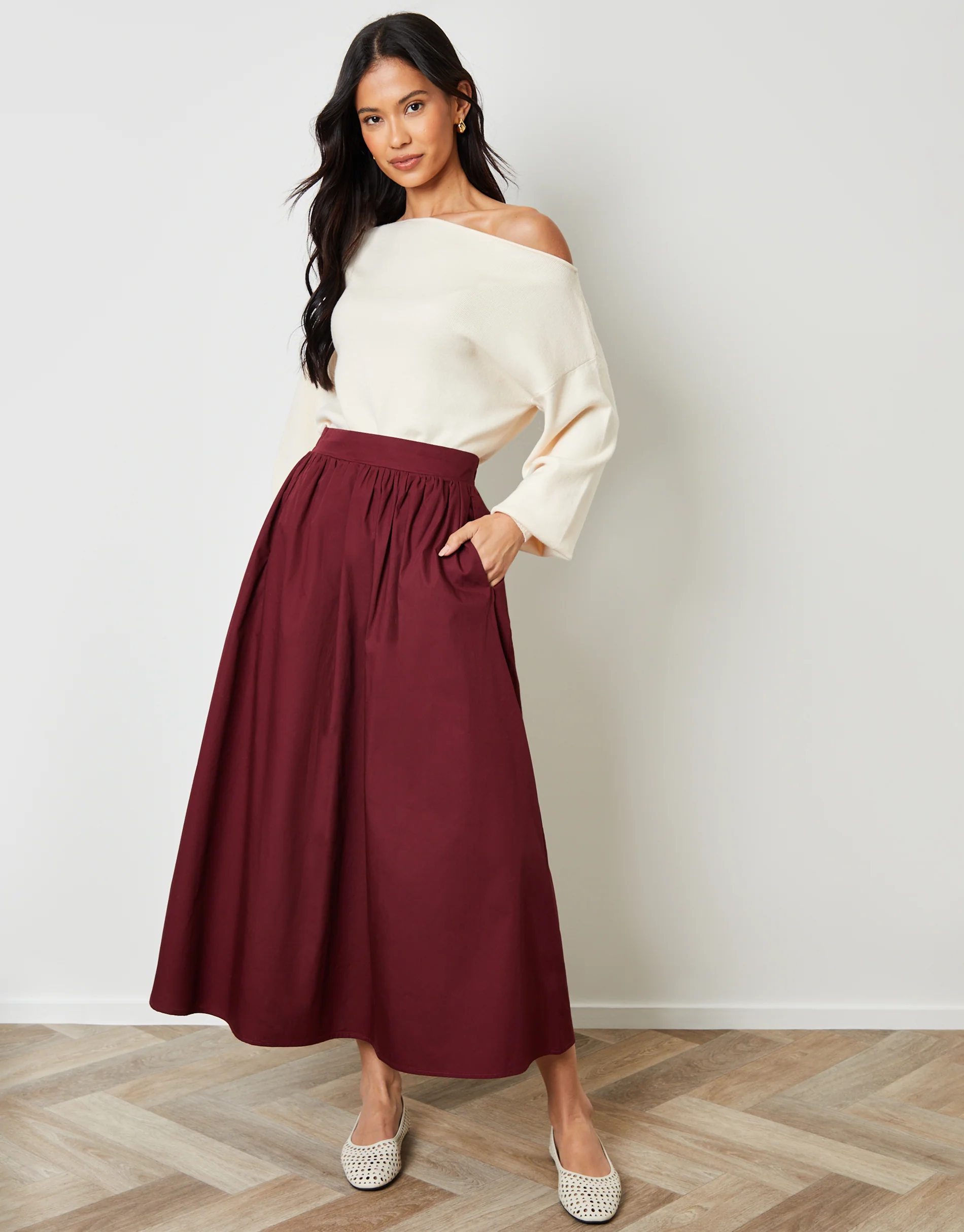 Cotton Poplin Skirt with Pockets in Berry Red