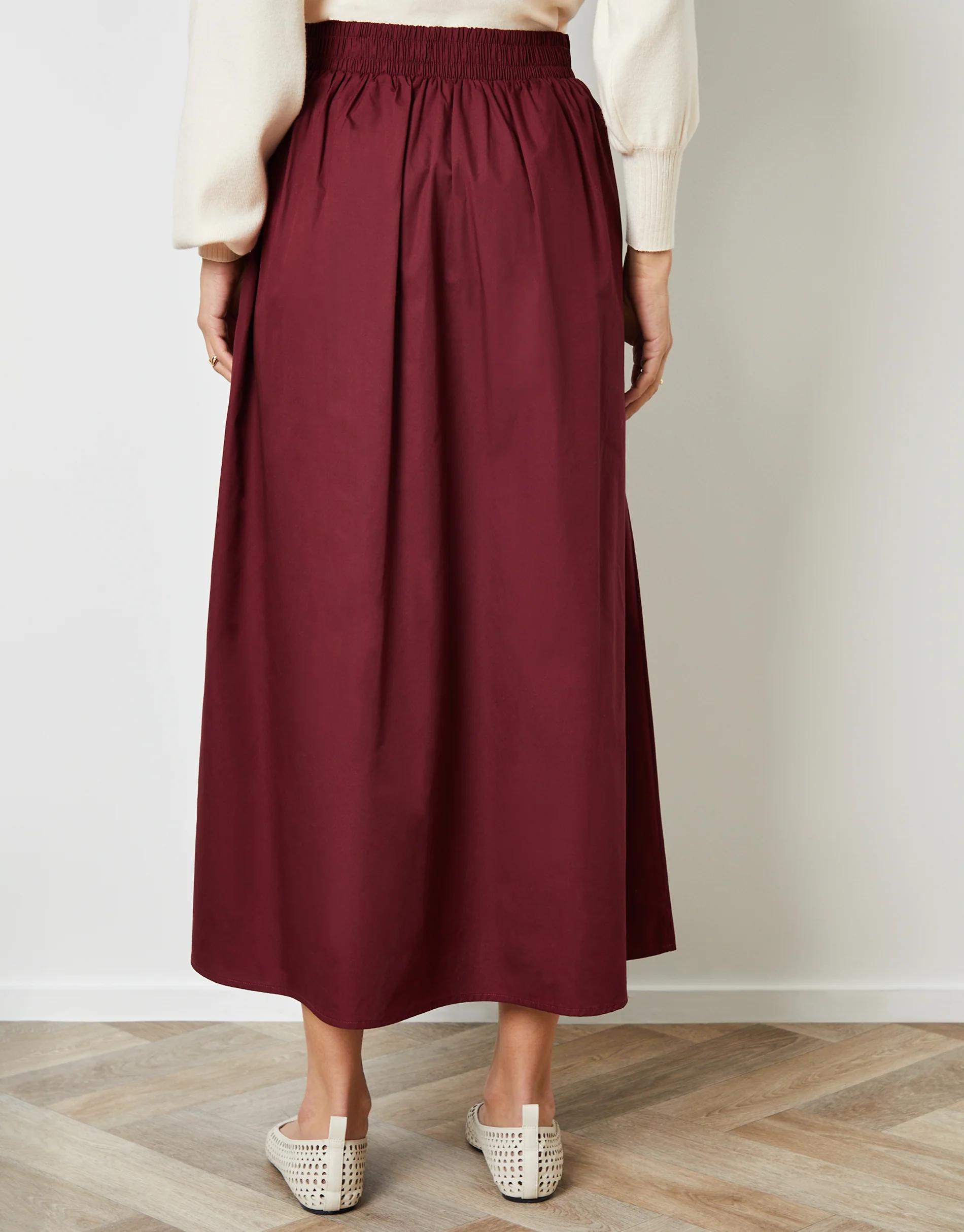 Cotton Poplin Skirt with Pockets in Berry Red - Image 4