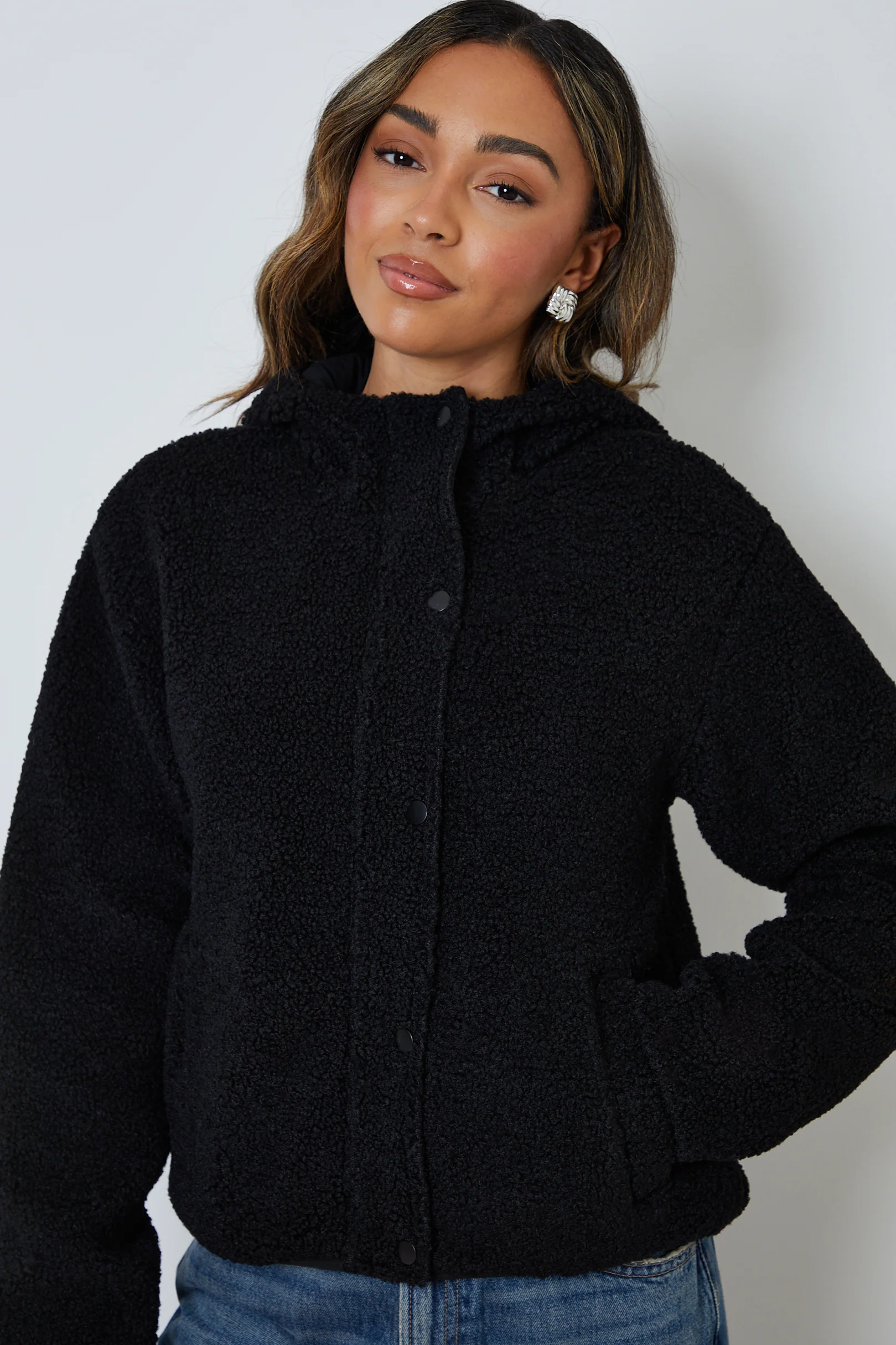 Hooded Snap Borg Fleece Bomber in Black - Image 4