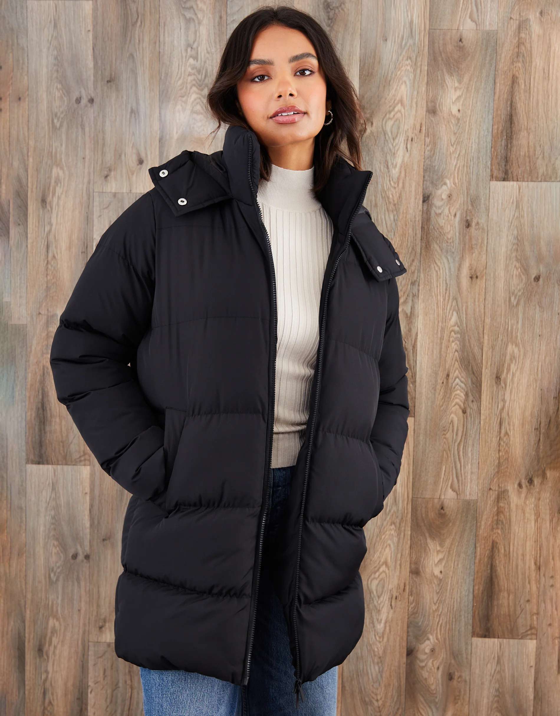 Mid Length Hooded Puffer Coat in Black