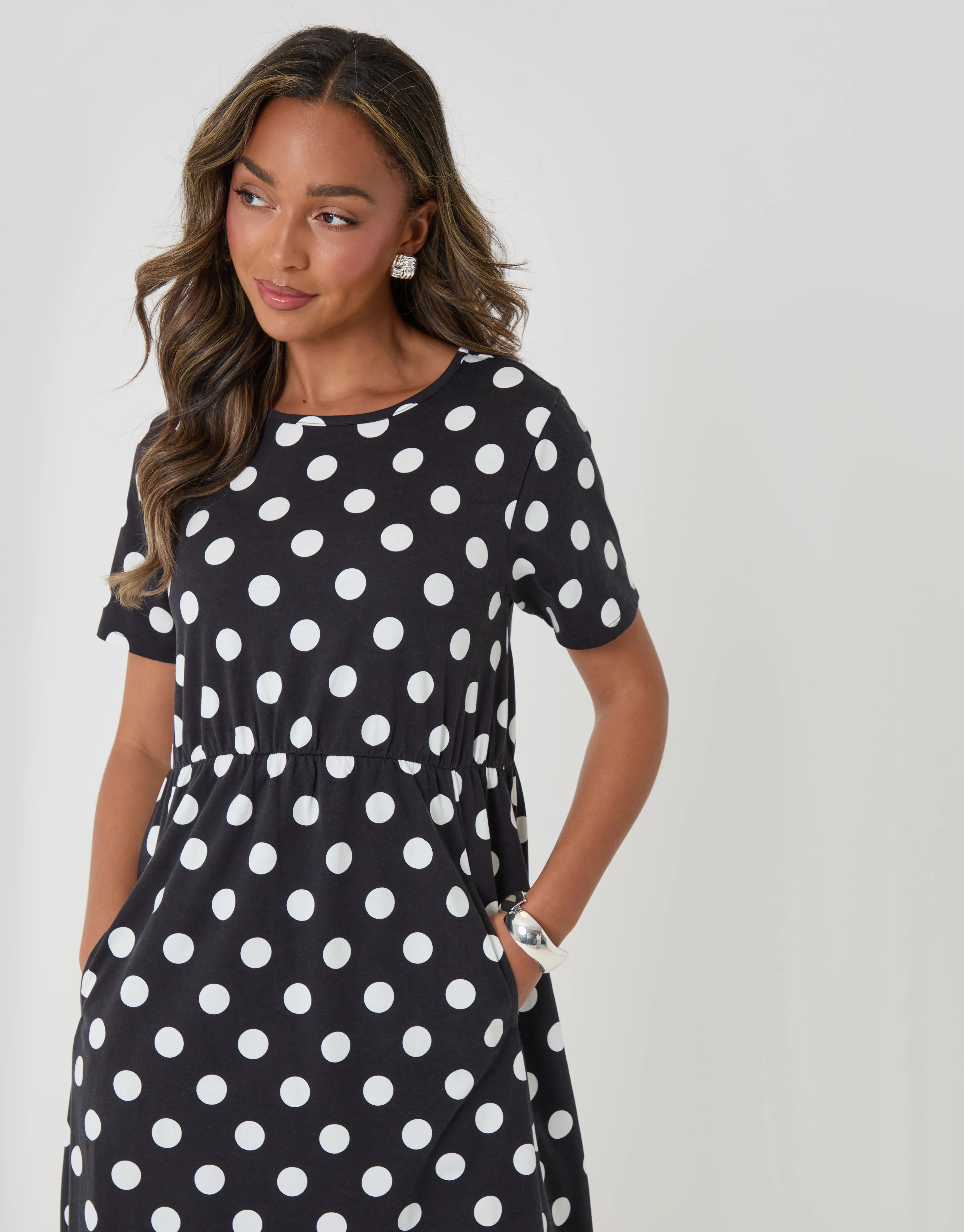 Jersey Midi Smock Dress with Pockets in Black Polka Dot - Image 4