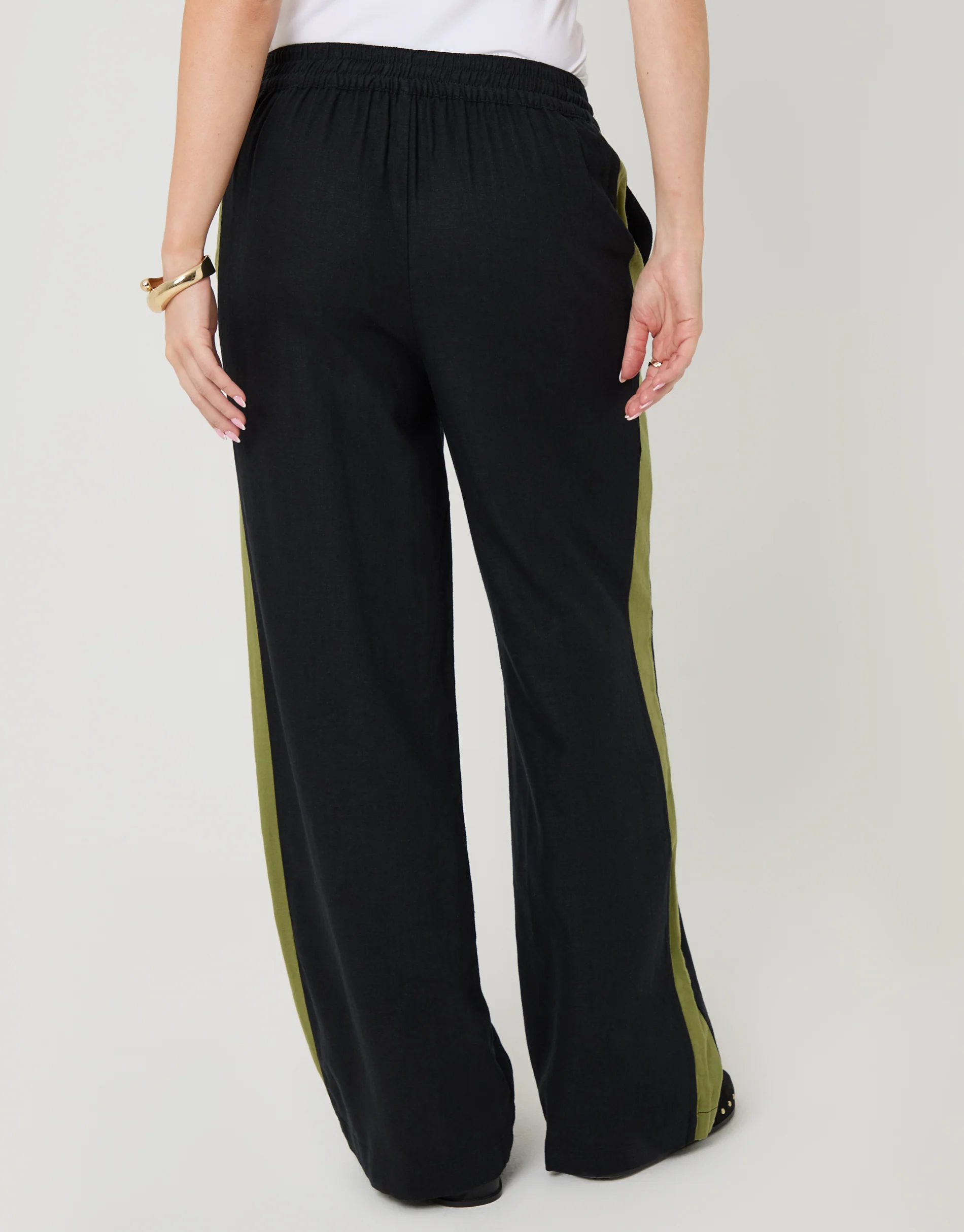Wide Leg Side Stripe Linen Blend Trousers in Black - Image 4