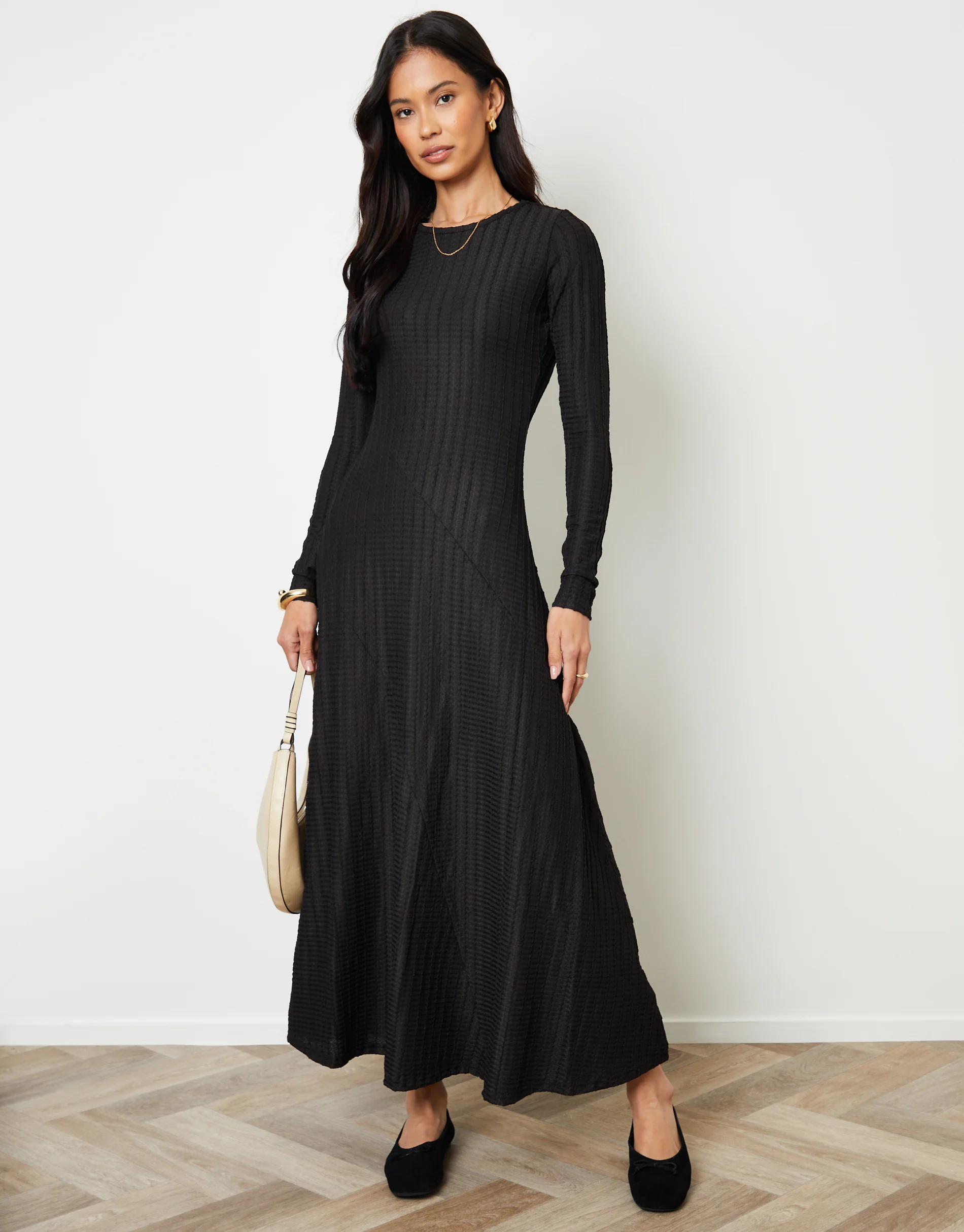 Textured Jersey Seam Detail Maxi Dress in Black