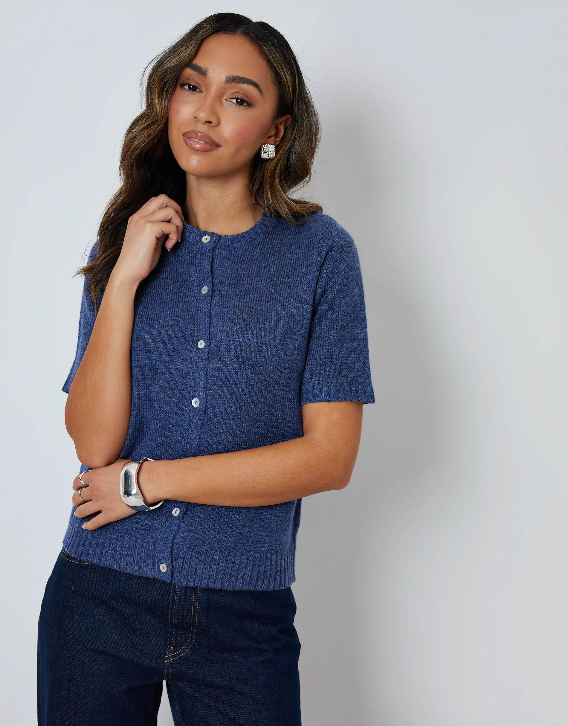 Crew Neck Short Sleeve Knitted Cardigan in Blue