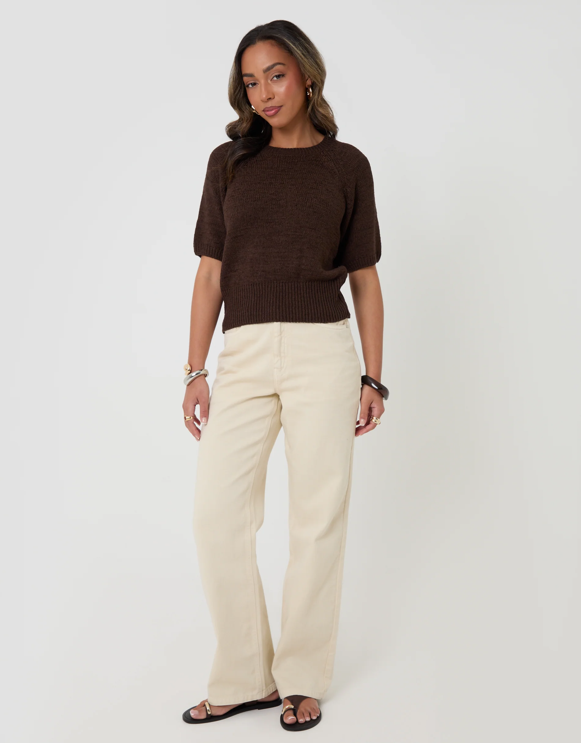Knitted Yarn Short Sleeve T-Shirt in Chocolate Brown - Image 3