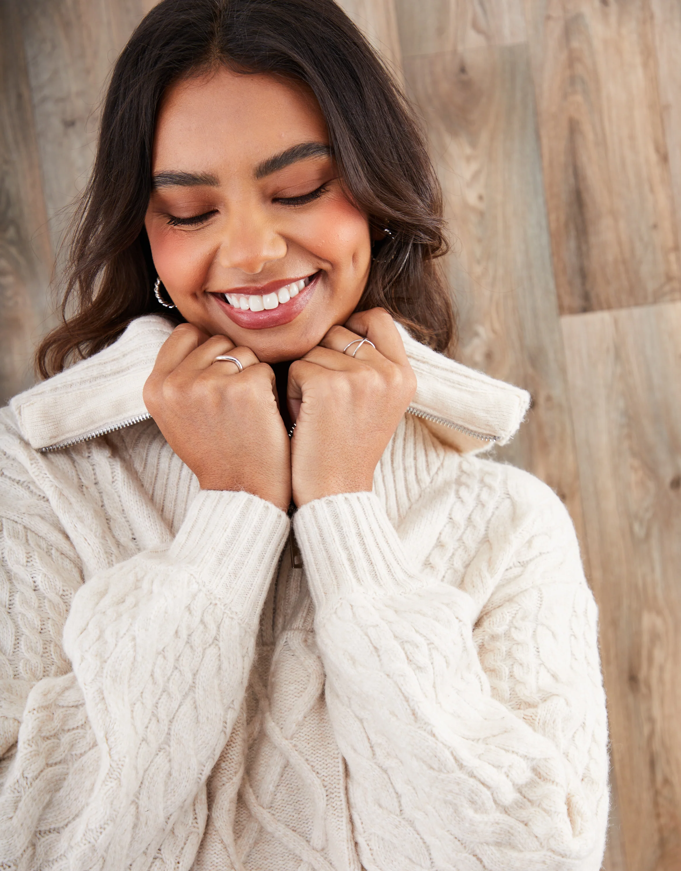 Cable Knit Quarter Zip Jumper in Ecru - Image 3