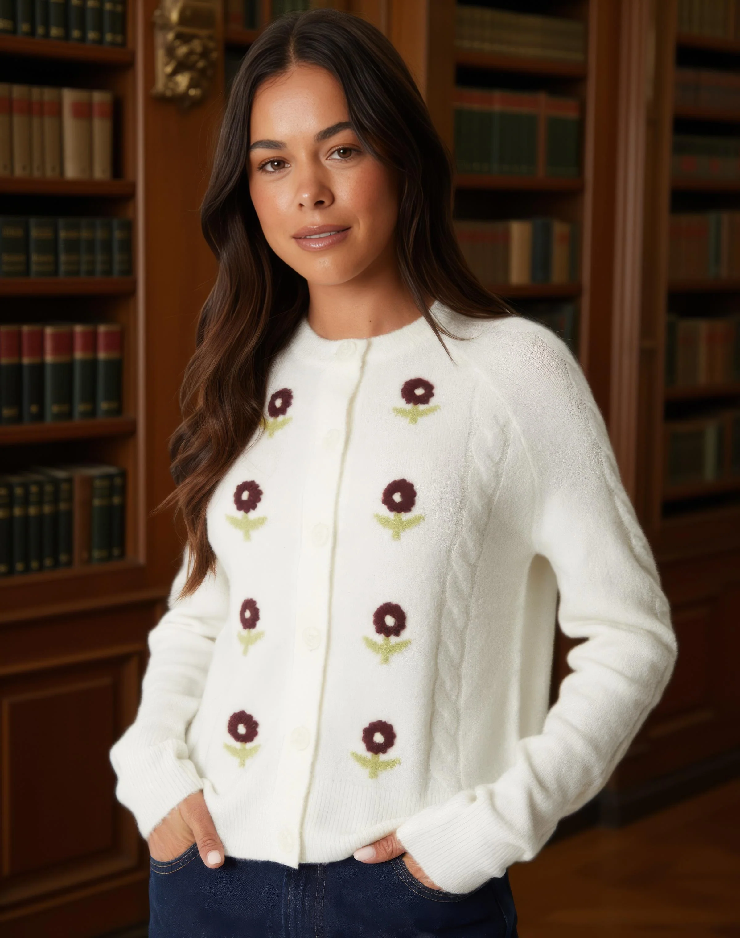 Knitted Floral Embroidery Cardigan in Ecru