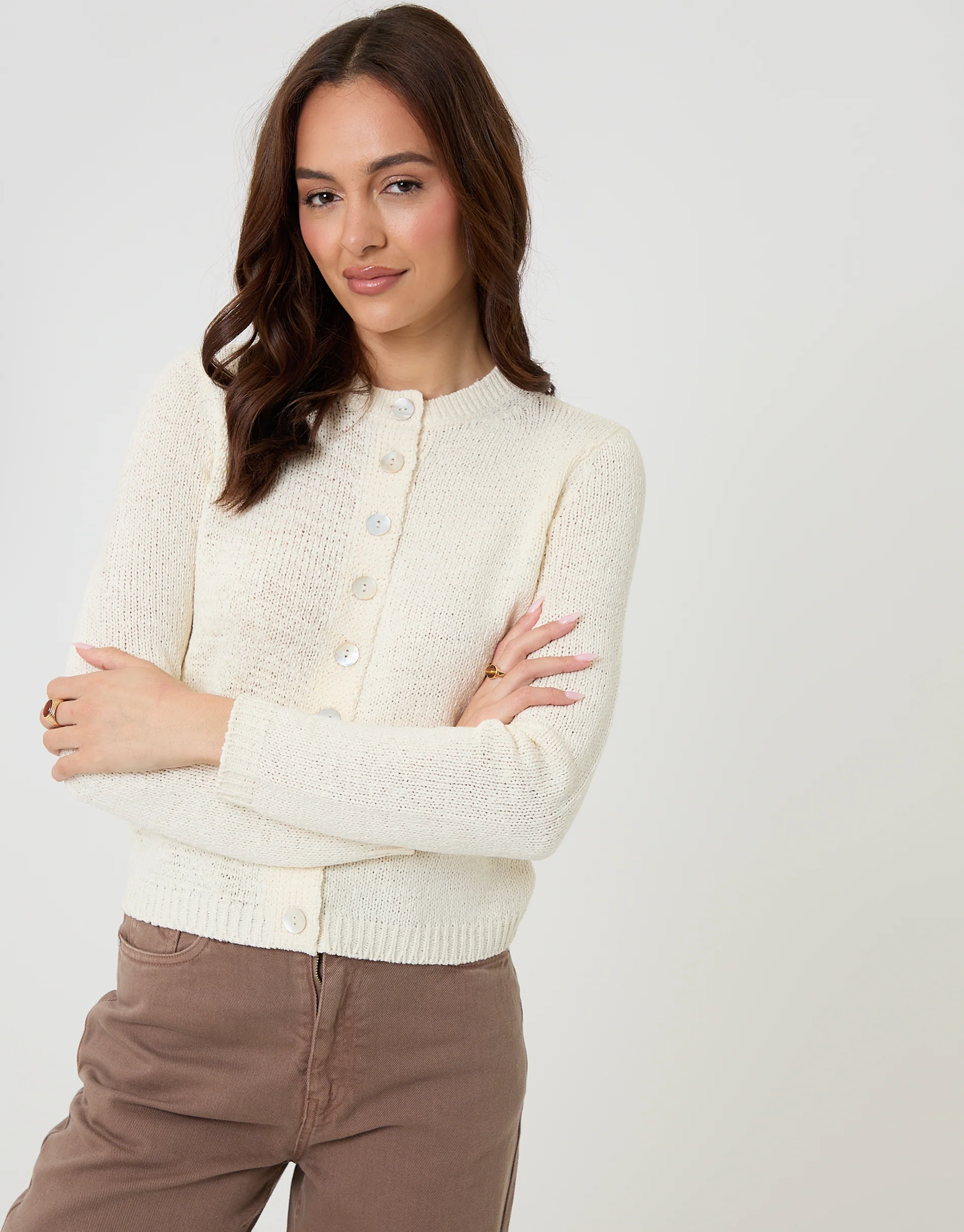 Knitted Yarn Crew Neck Cardigan in Ecru - Image 4