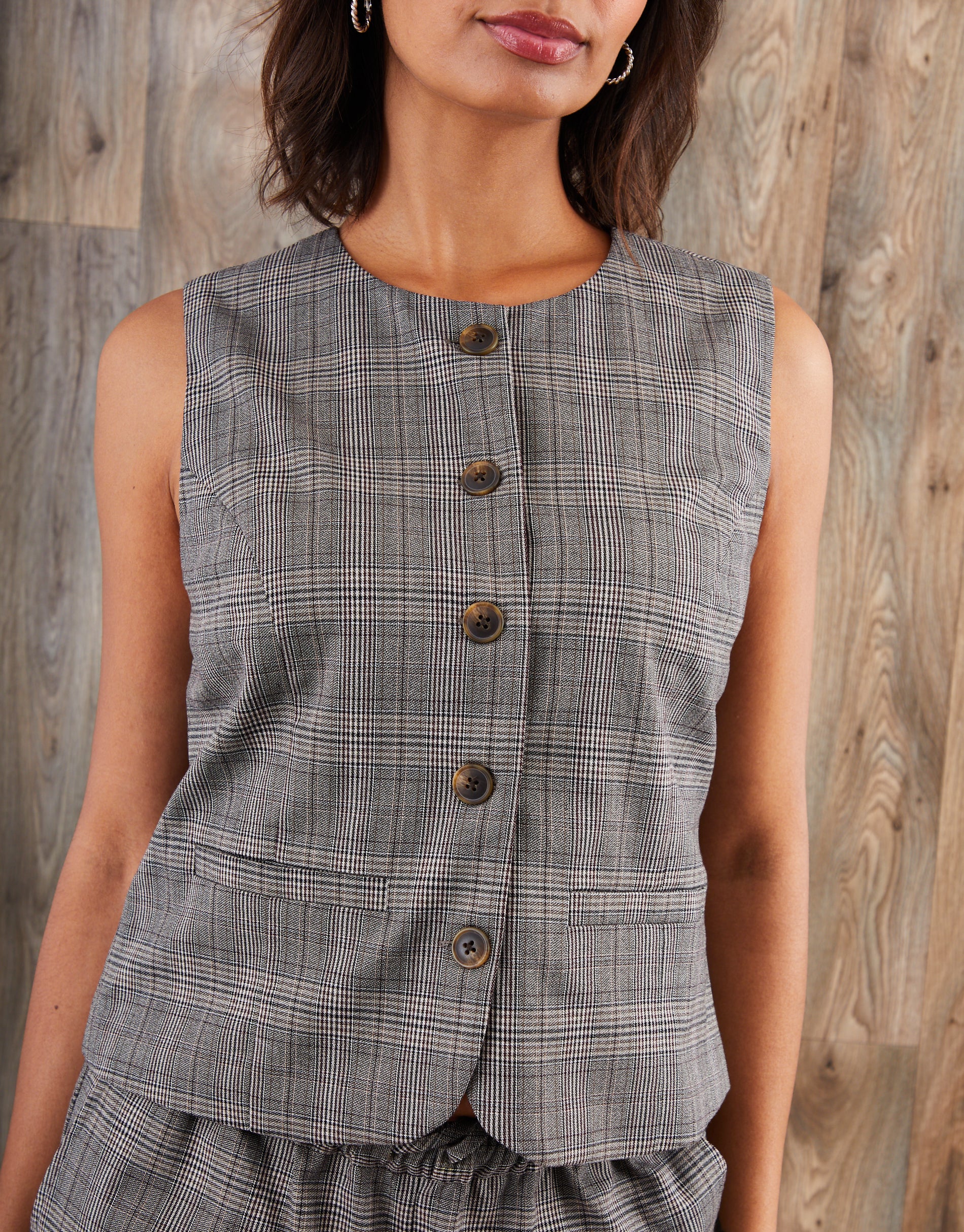 Crew Neck Waistcoat in Grey Check - Image 3