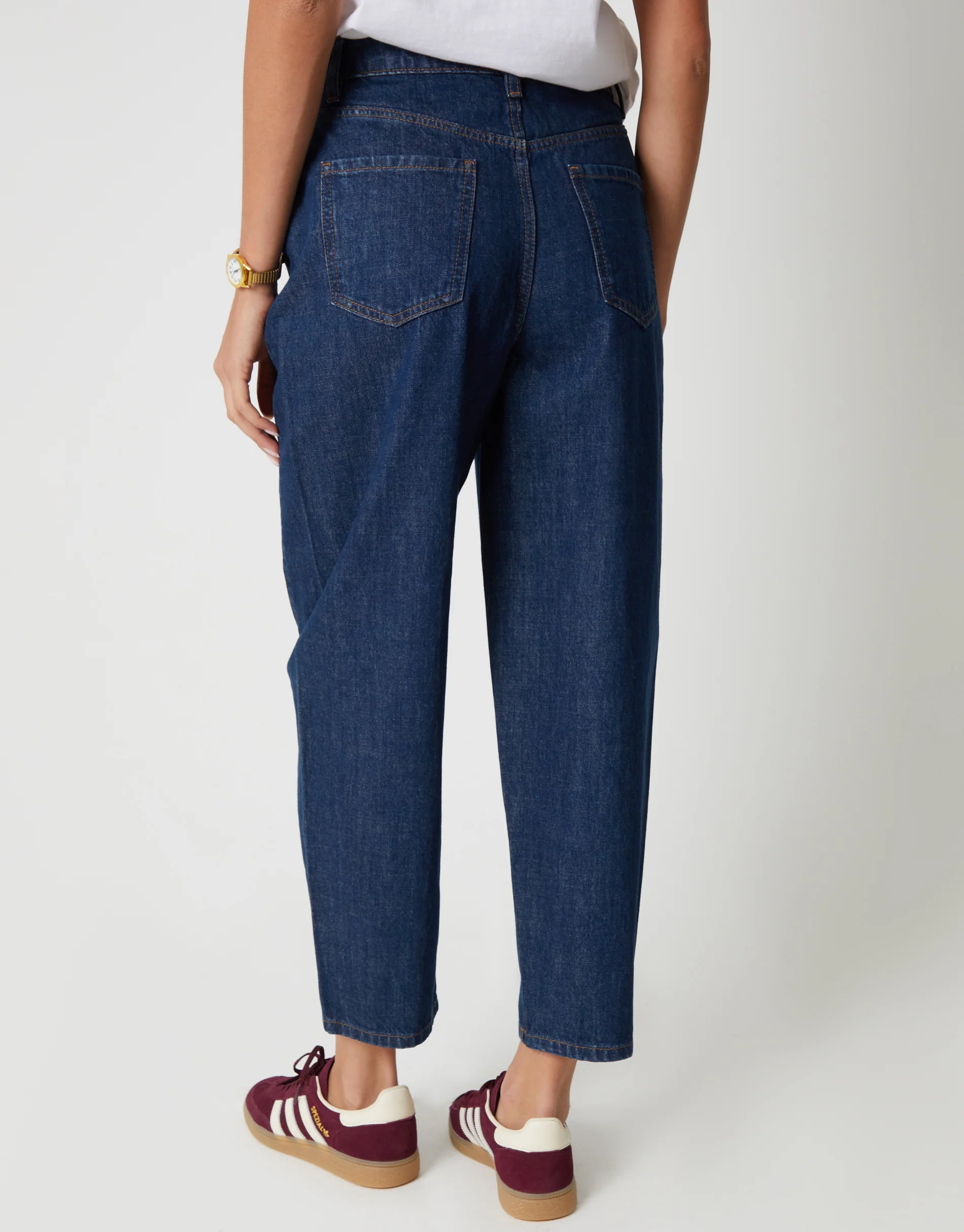 Barrel Leg Jeans in Indigo Wash - Image 3