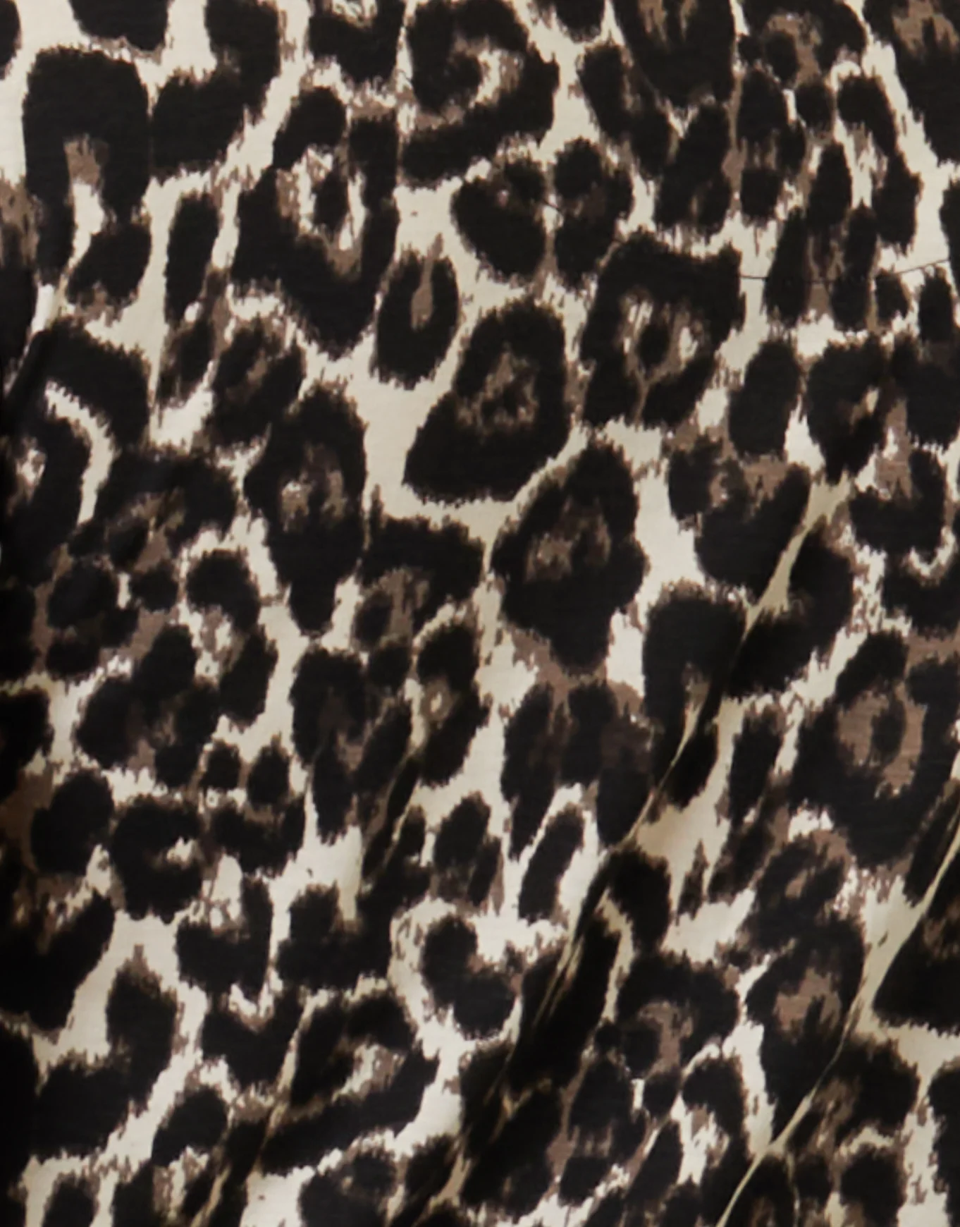 Long Sleeve Jersey Midi Dress in Leopard Print - Image 4