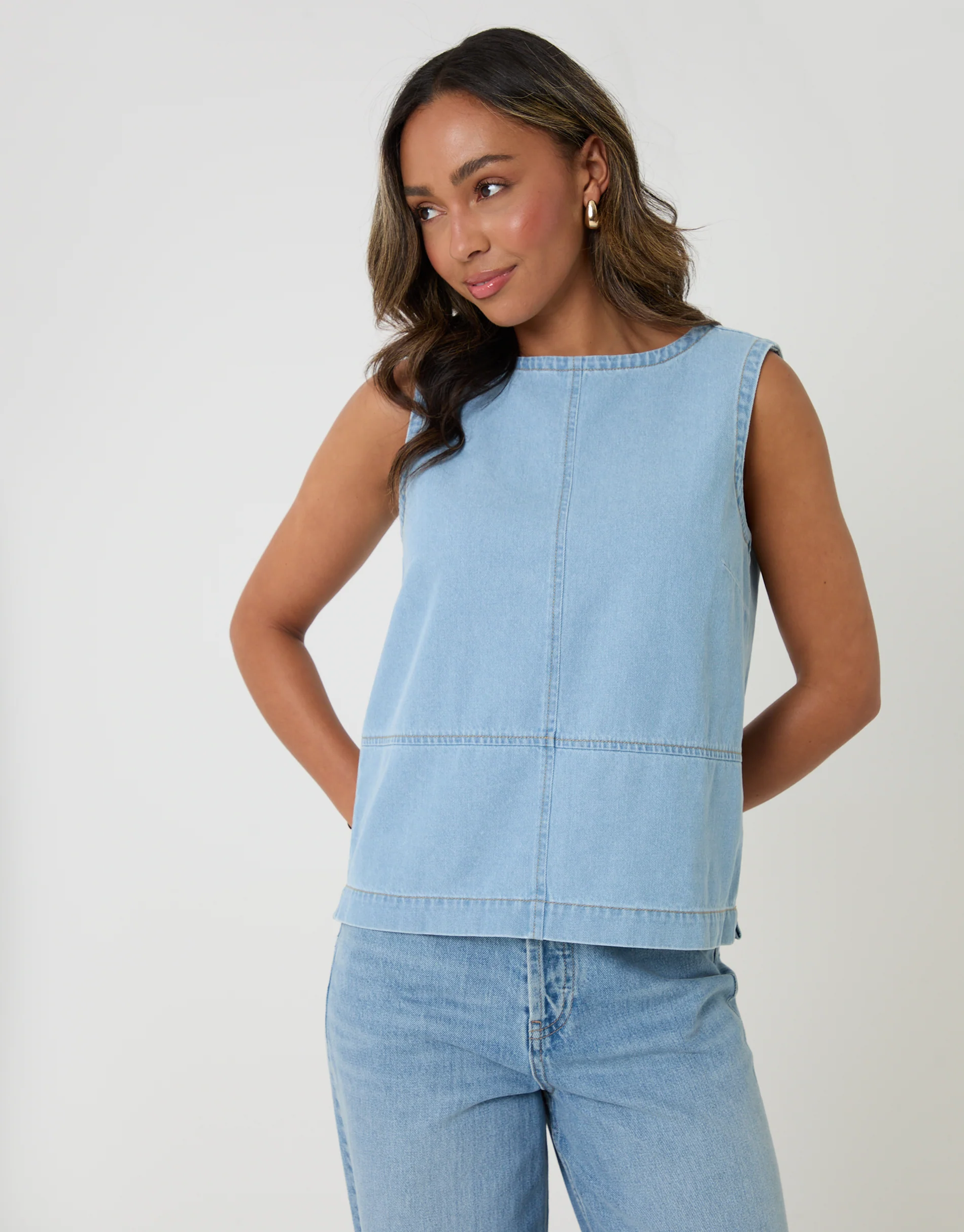 Denim Tie-Back Shell Top in Light Wash - Image 4