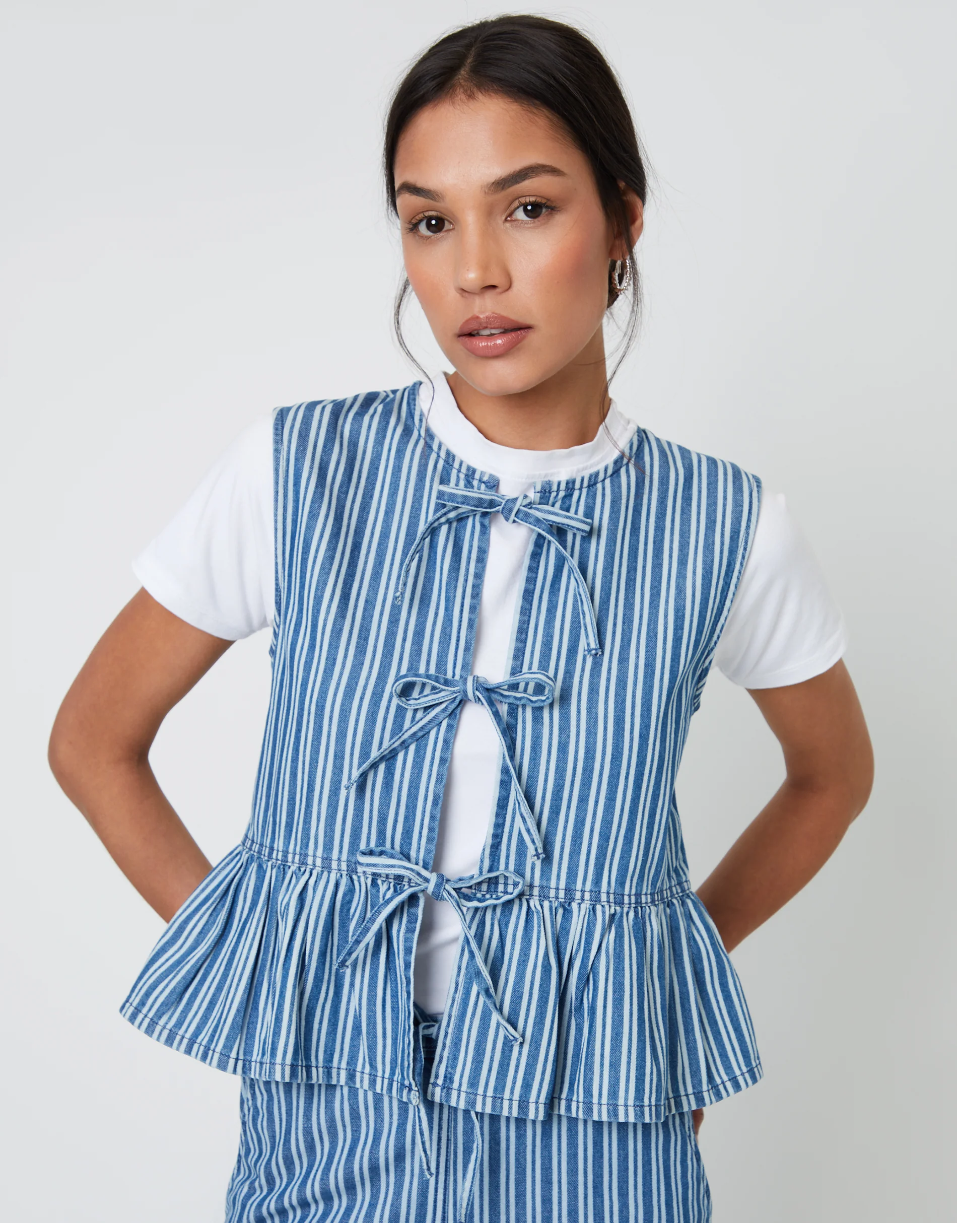 Tie Front Denim Waistcoat in Mid Wash Stripe - Image 4