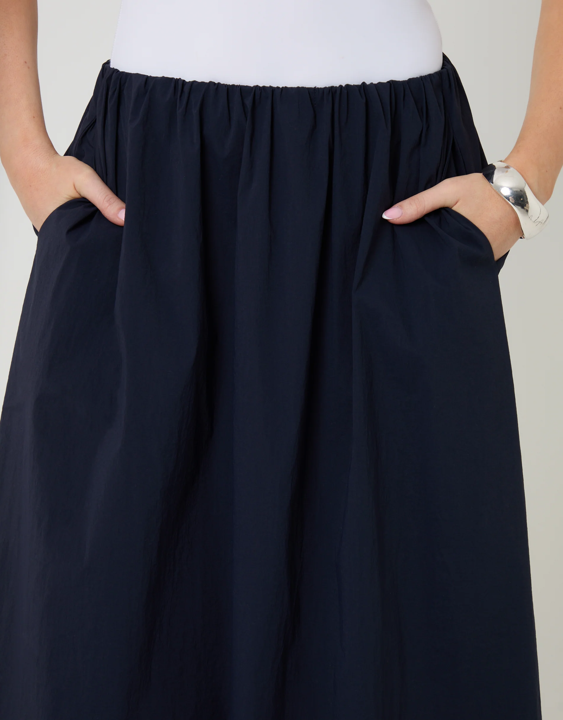 Gathered Waist Maxi Skirt in Navy - Image 4