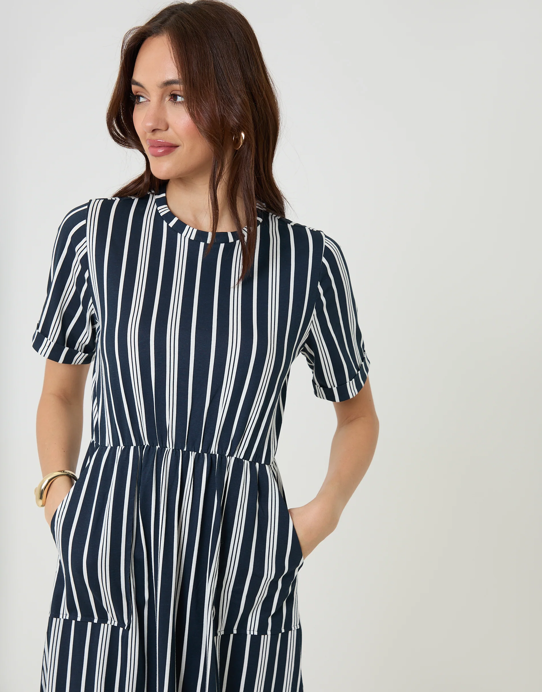 Crew Neck Jersey Midi Dress with Patch Pockets in Navy Stripe - Image 4