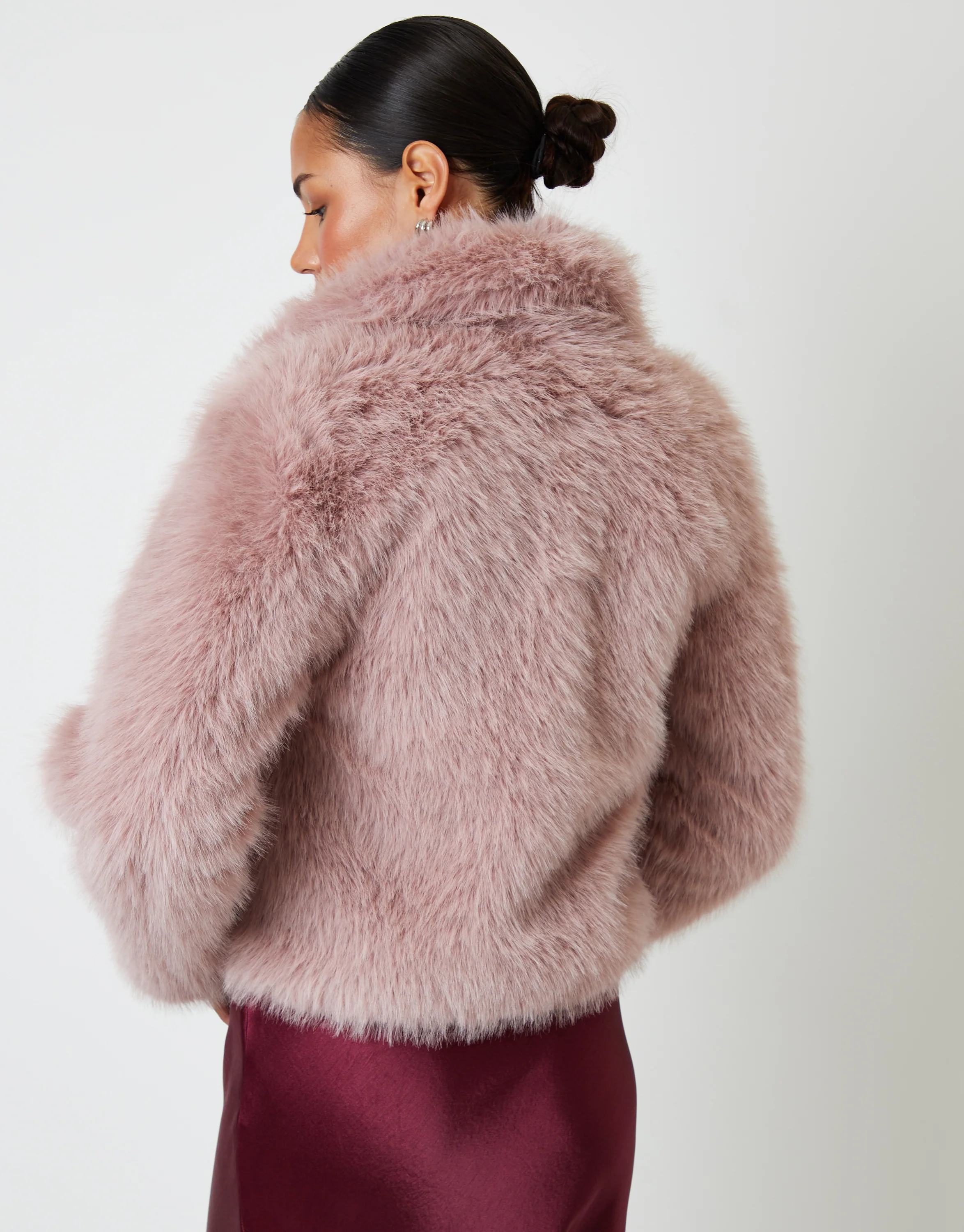 Cropped Faux Fur Coat in Pink - Image 3