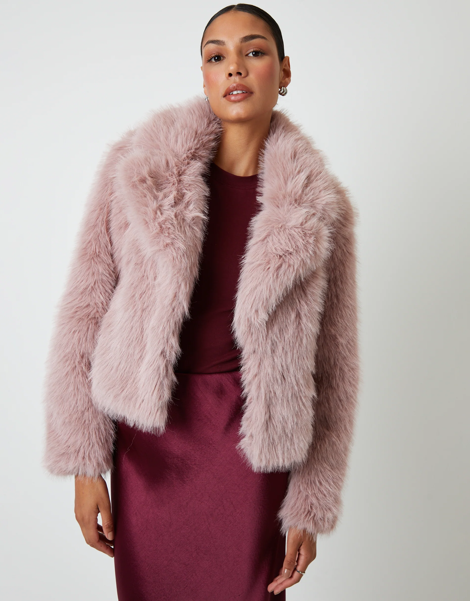 Cropped Faux Fur Coat in Pink - Image 4