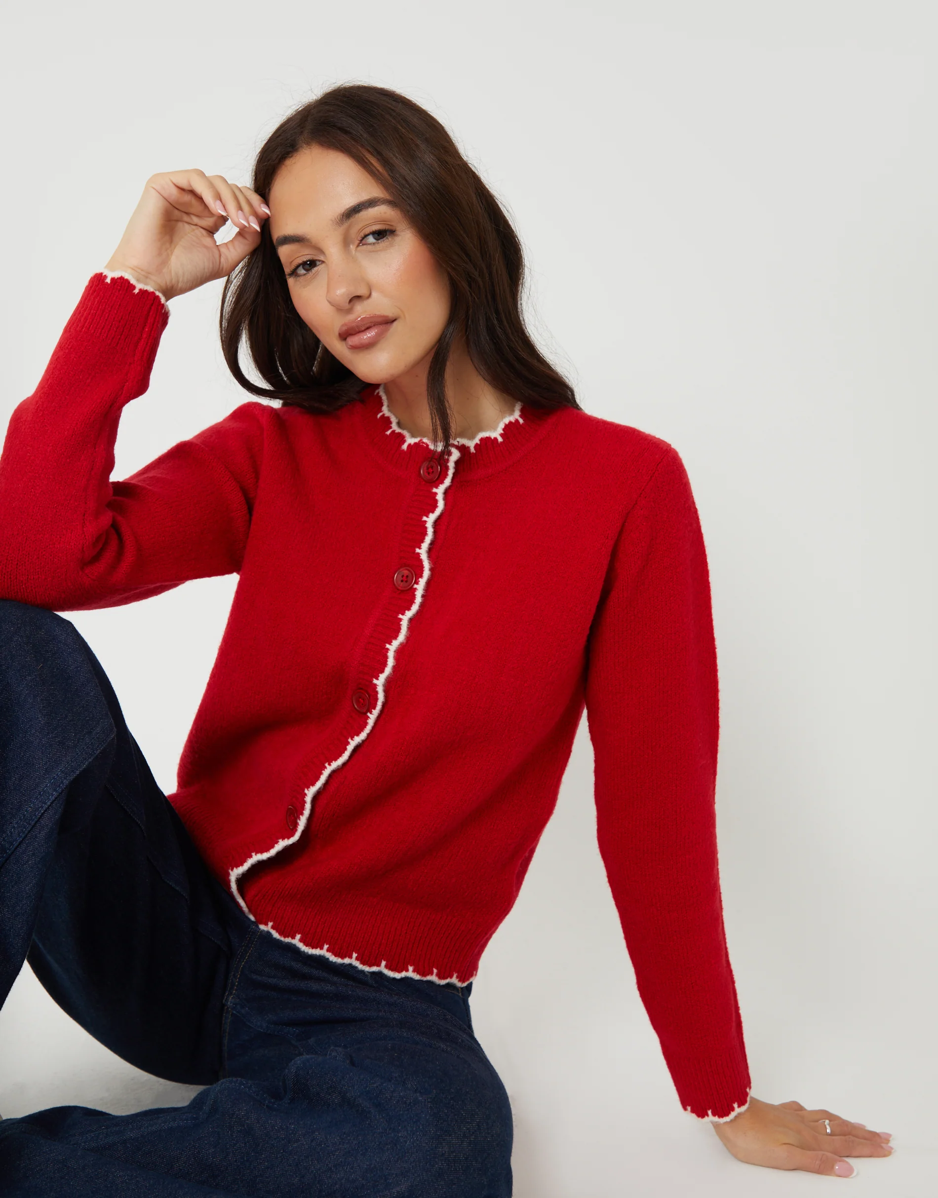 Crew Neck Scallop Trim Cardigan in Red