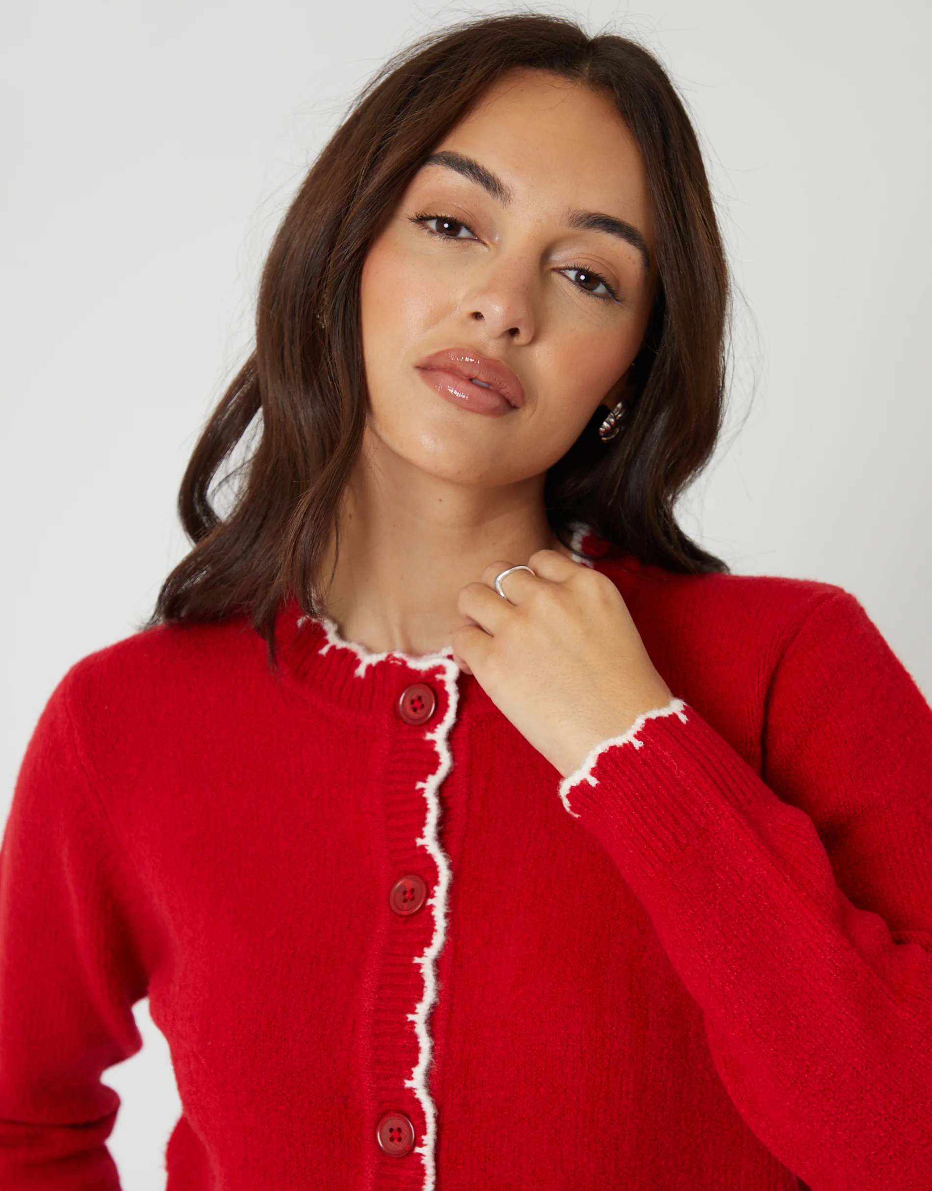 Crew Neck Scallop Trim Cardigan in Red - Image 3