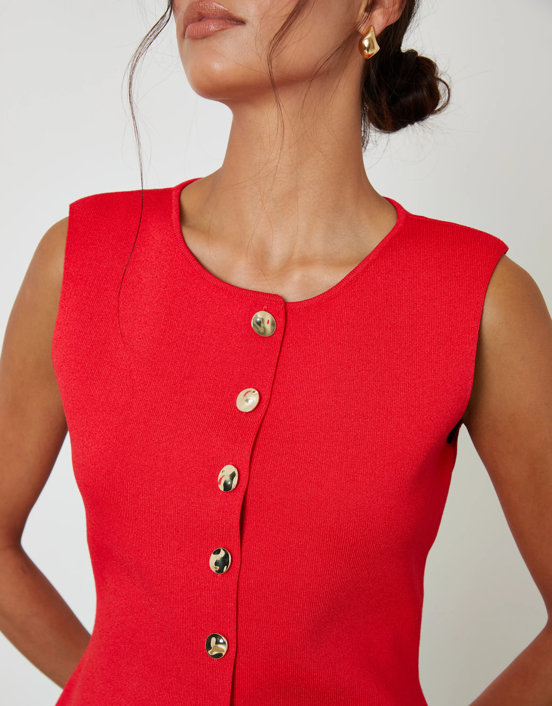 Ribbed Knitted Waistcoat in Red - Image 2