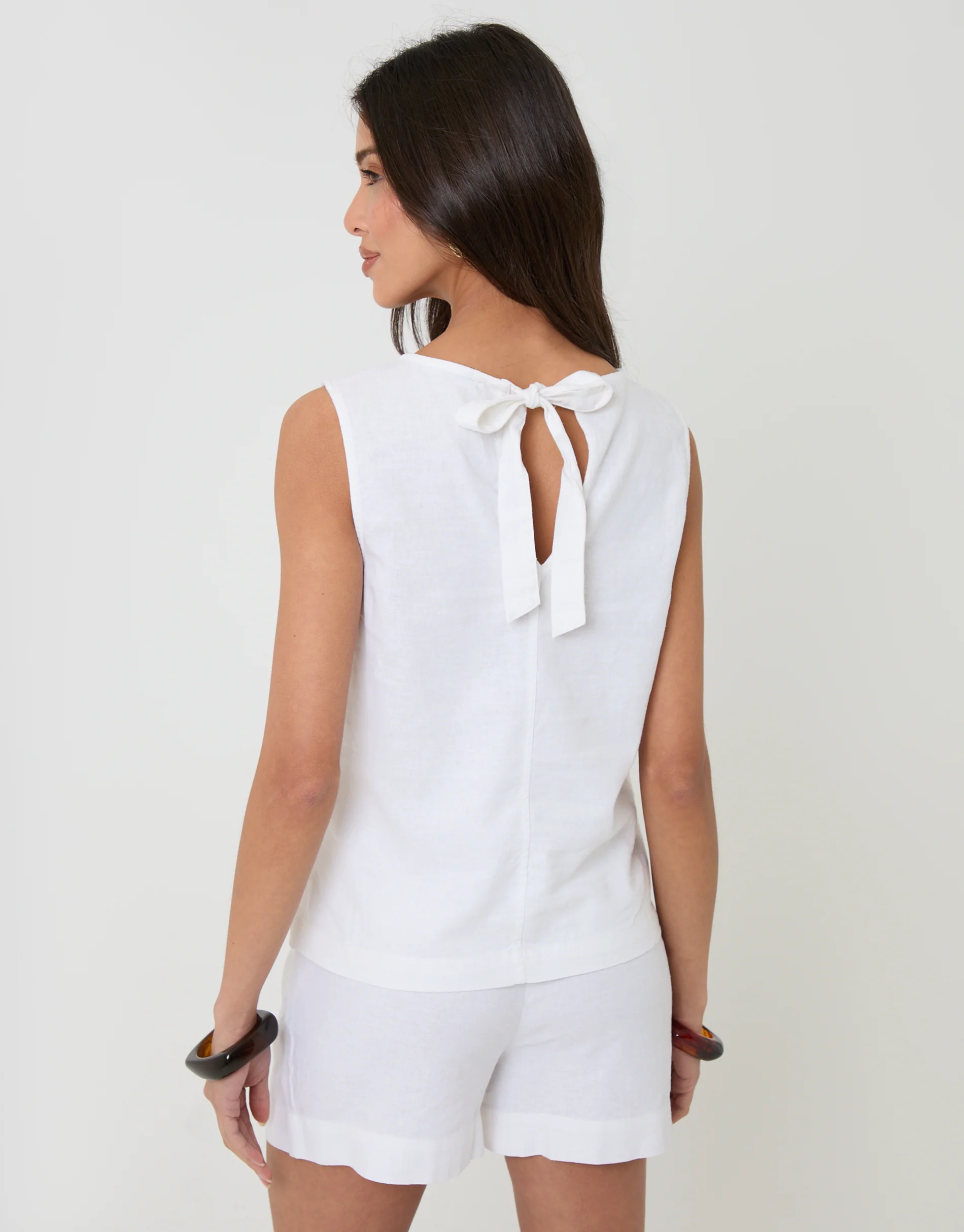 Linen Blend Tie-Back Shell Top in White - Image 2
