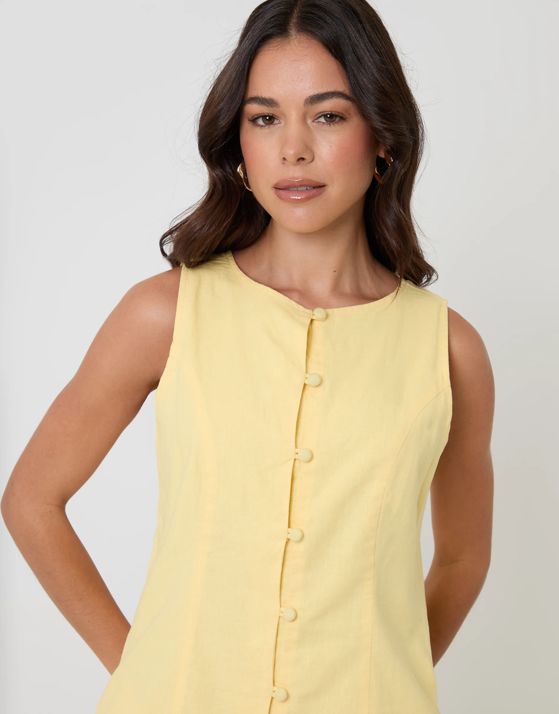 Linen Blend Pinafore Dress in Yellow - Image 4