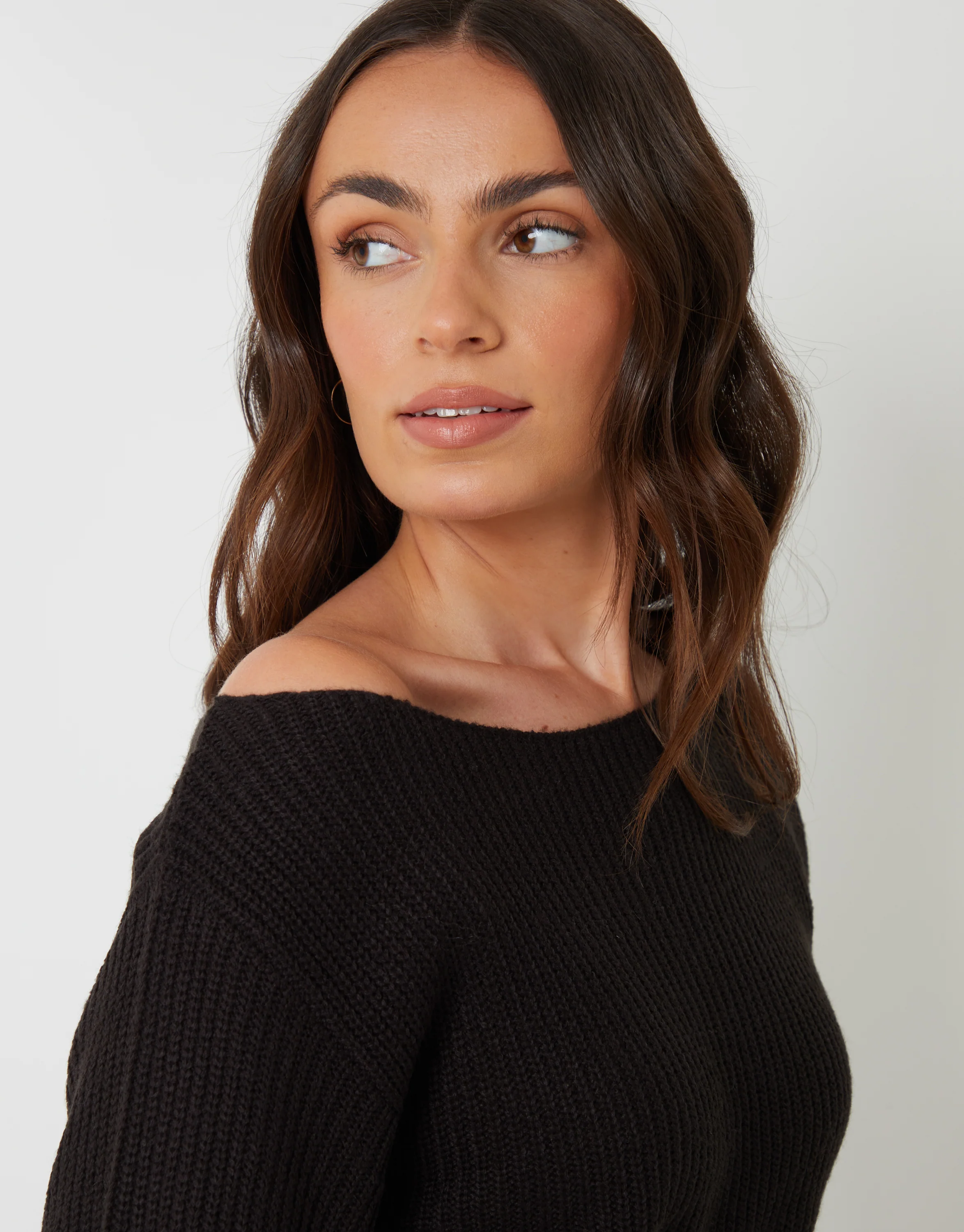 2 Pack Chunky Knit Slash Neck Jumpers in Black & Blue - Image 5