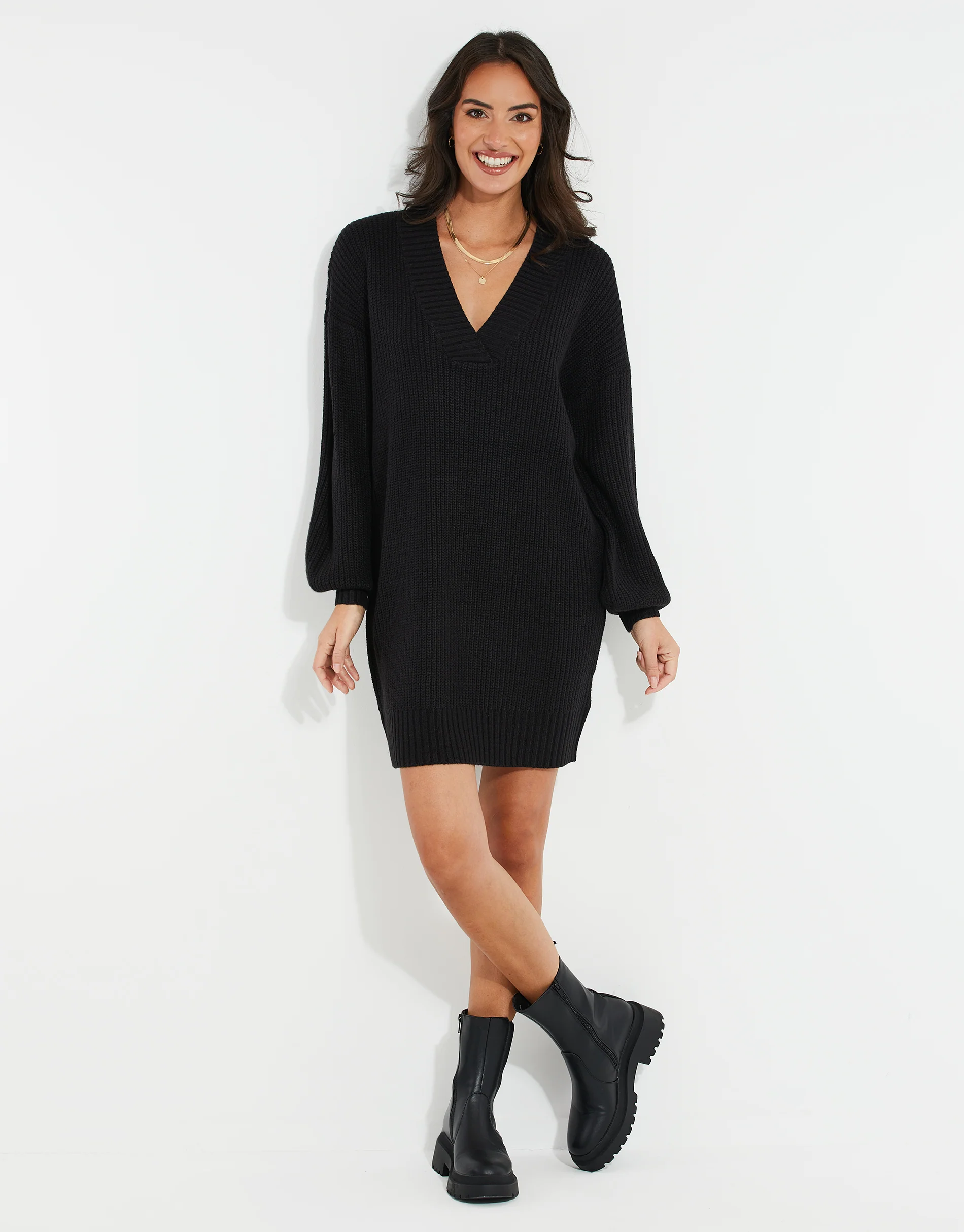 V-Neck Knitted Jumper Dress in Black - Image 3