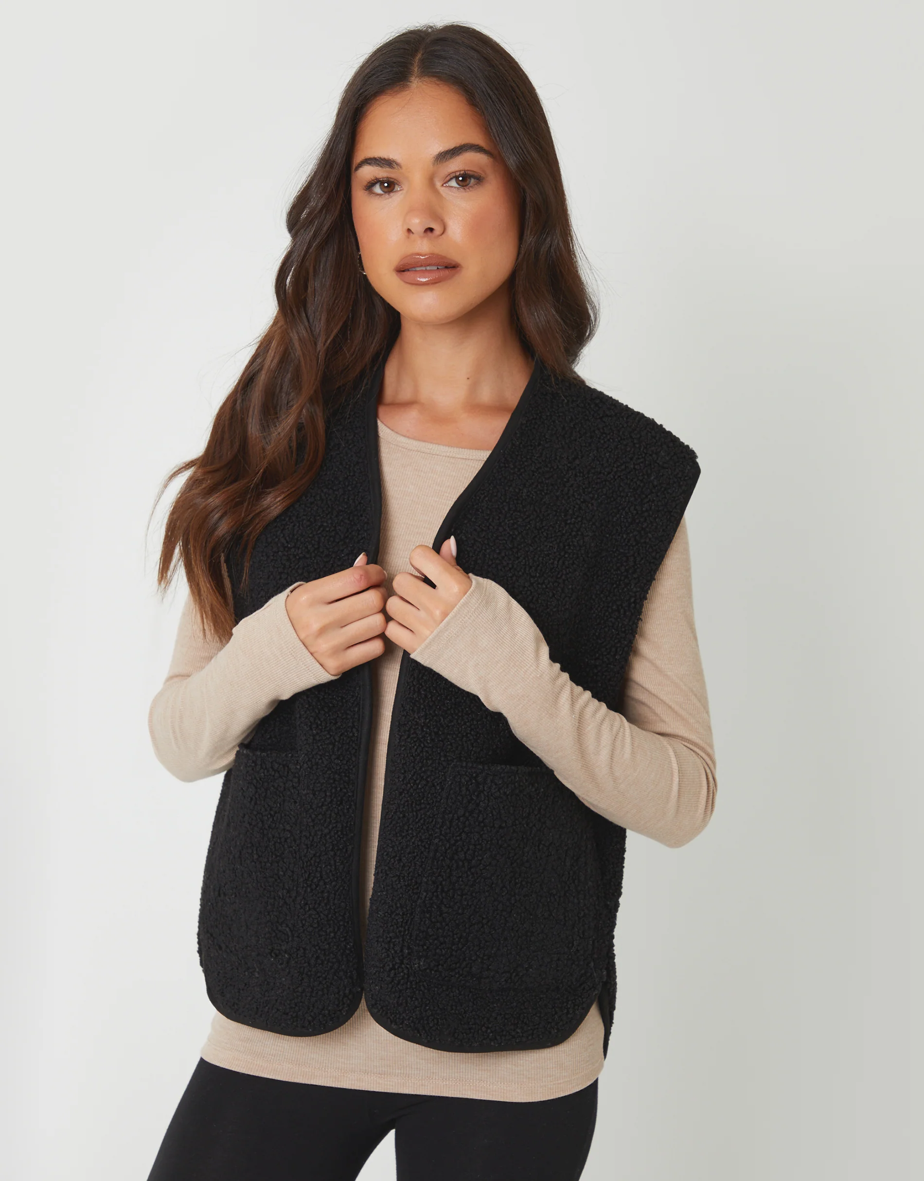 Reversible Fleece Borg Gilet in Black - Image 2