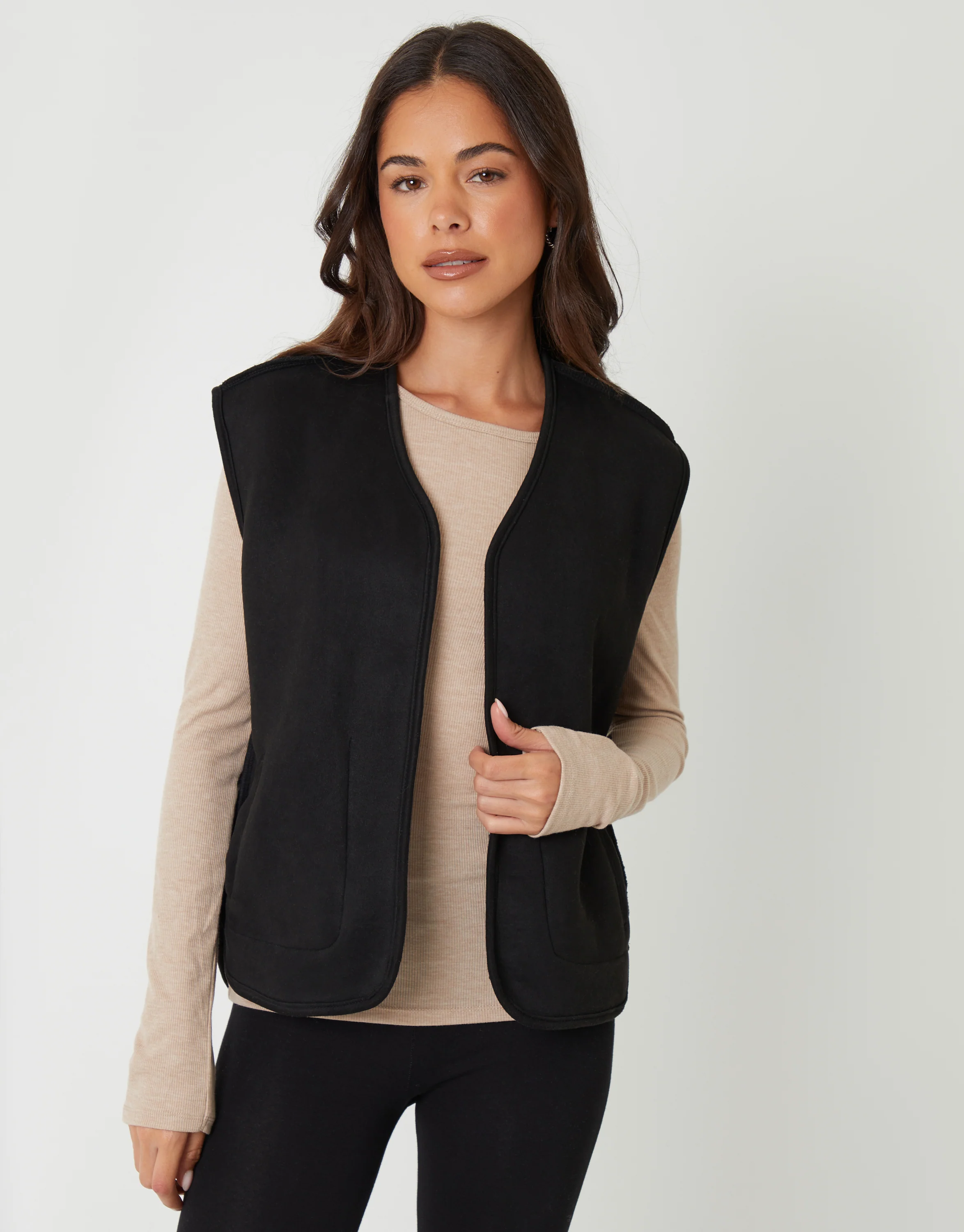 Reversible Fleece Borg Gilet in Black - Image 6